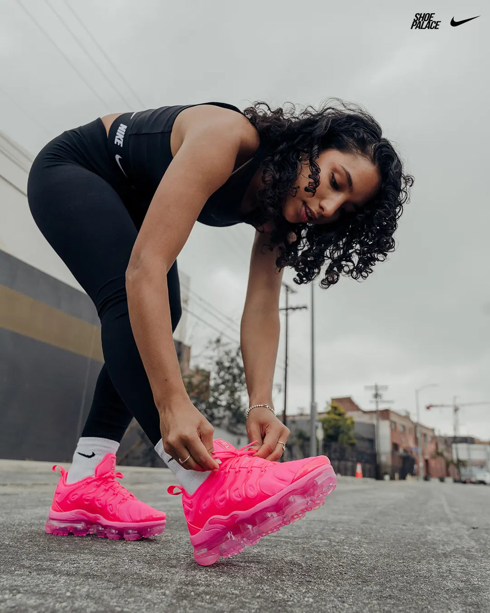 Shop Women's Running Shoes at Shoe Palace – Comfort Performance