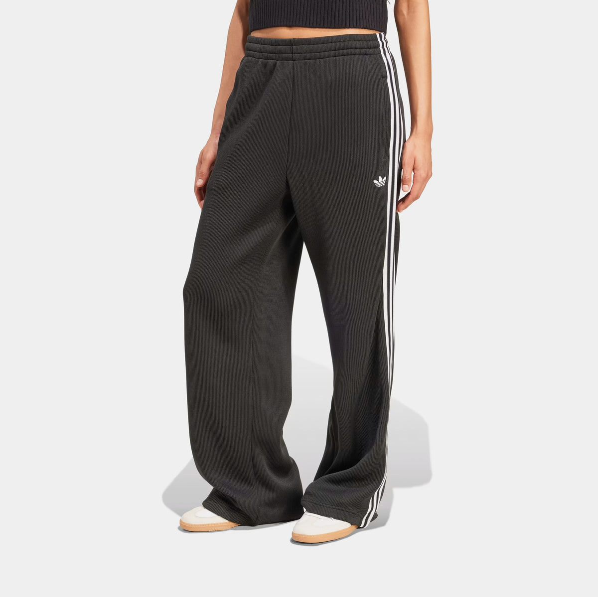 084bf1df79224ad161590fa8b11ff8