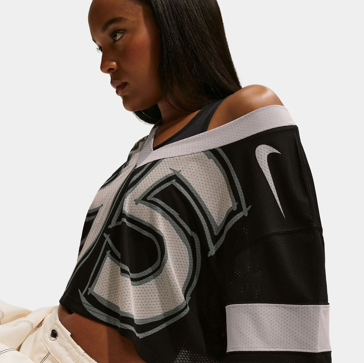 Nike Oversized Cropped Womens Jersey Black Light Smoke Grey Chalk
