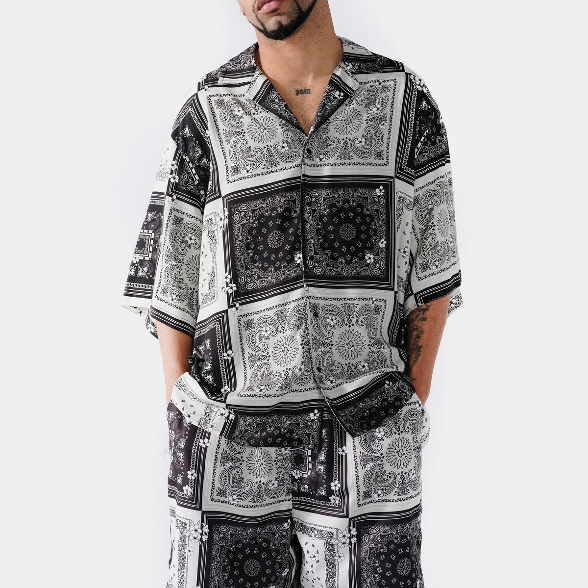 Maison Article Plumeria Paisley Rayon Button Up Mens Short Sleeve