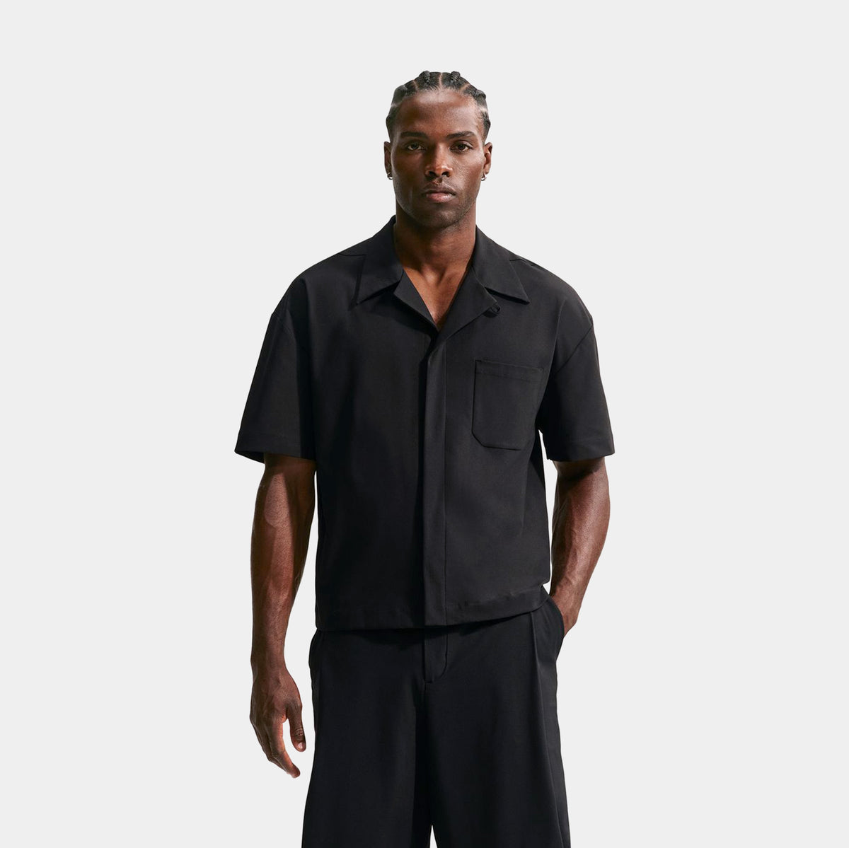 ATHLETA ブラックシャツ トリプルスター Nike 24.7 PerfectStretch Dri Fit UV Button Up Mens Short Sleeve