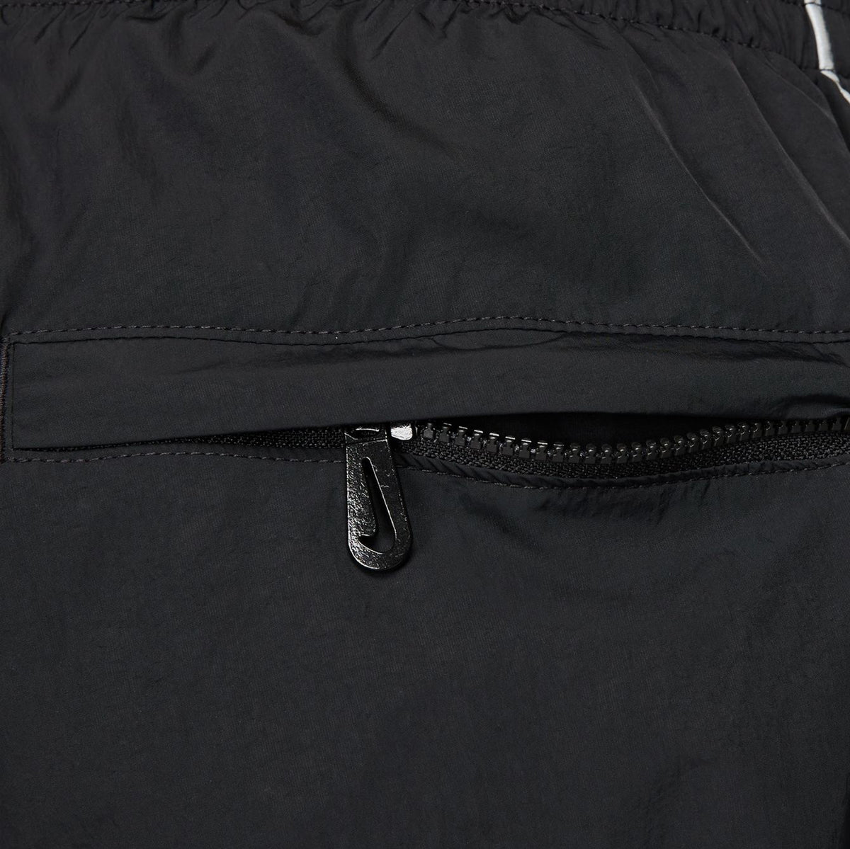 Nike Solo Swoosh Woven Mens Track Pants Black White FB8620-010