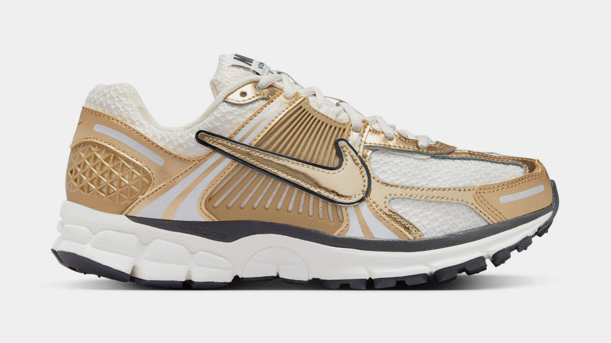 nike womens gold running shoes