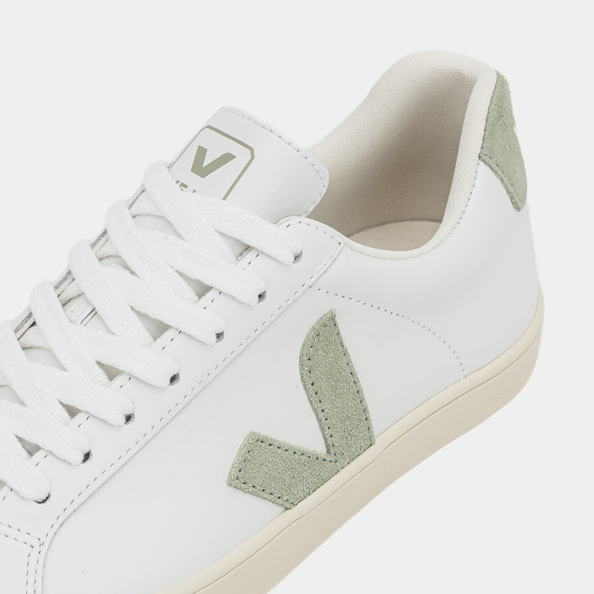 Veja Esplar Leather Womens Lifestyle Shoes White Green EO0203710A 