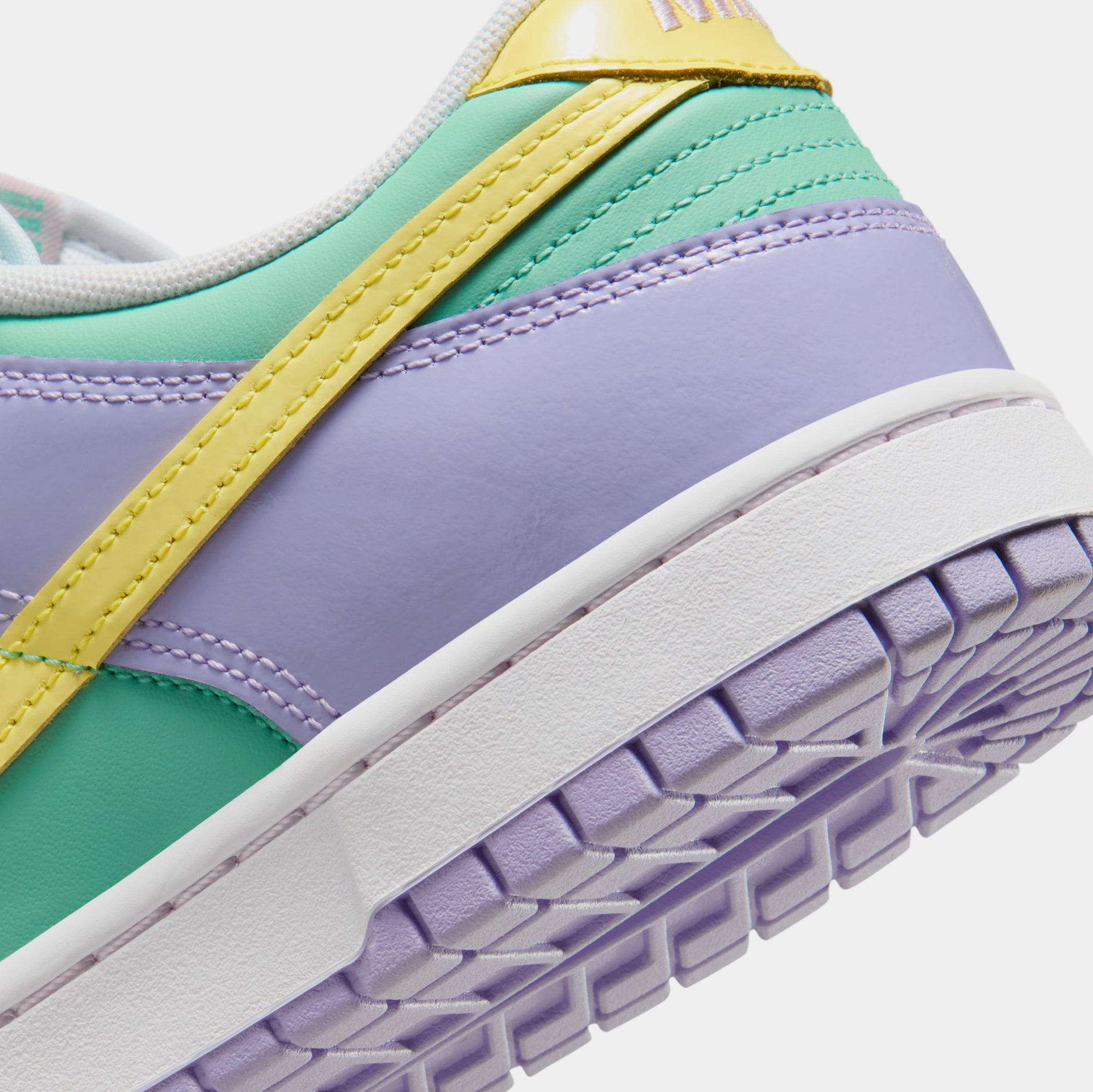Nike Dunk Low Easter Mens Lifestyle Shoes Emerald Rise Yellow