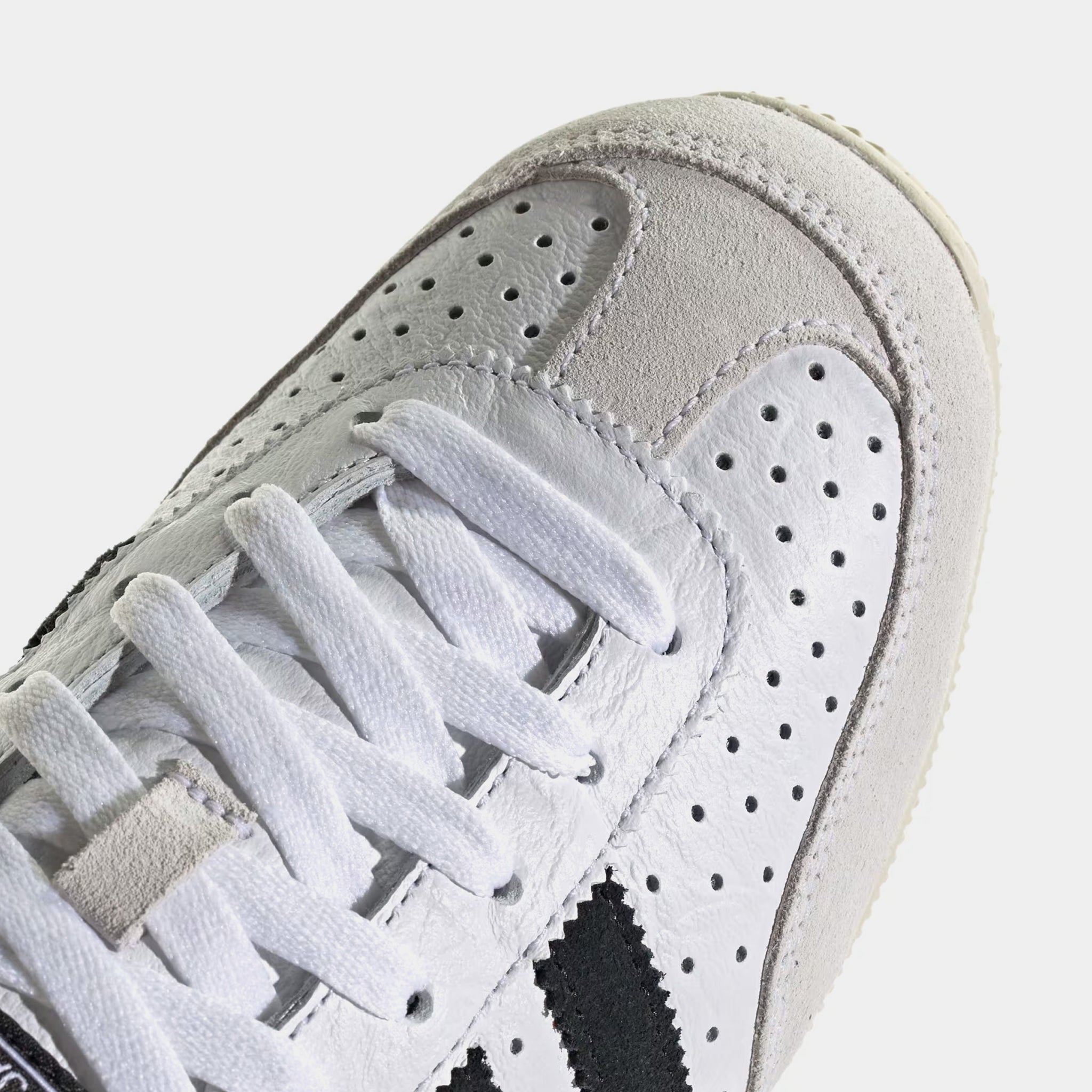 adidas Japan Womens Lifestyle Shoes Cloud White Core Black Gold Metallic IH5489 Shoe Palace adidas Japan Womens Lifestyle Shoes Cloud White Core Black Gold Metallic IH5489 Shoe Palace