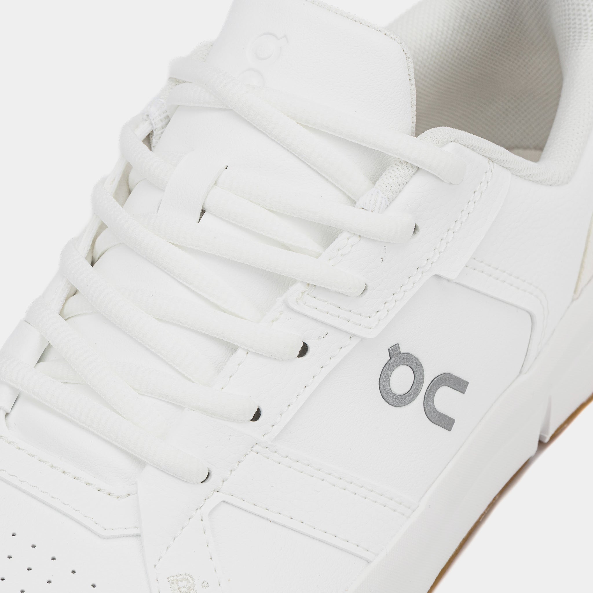 On Cloud THE ROGER Clubhouse Mens 7.5 White Ivory Gum Sole Sneakers 3MF10540924 Men main image 3