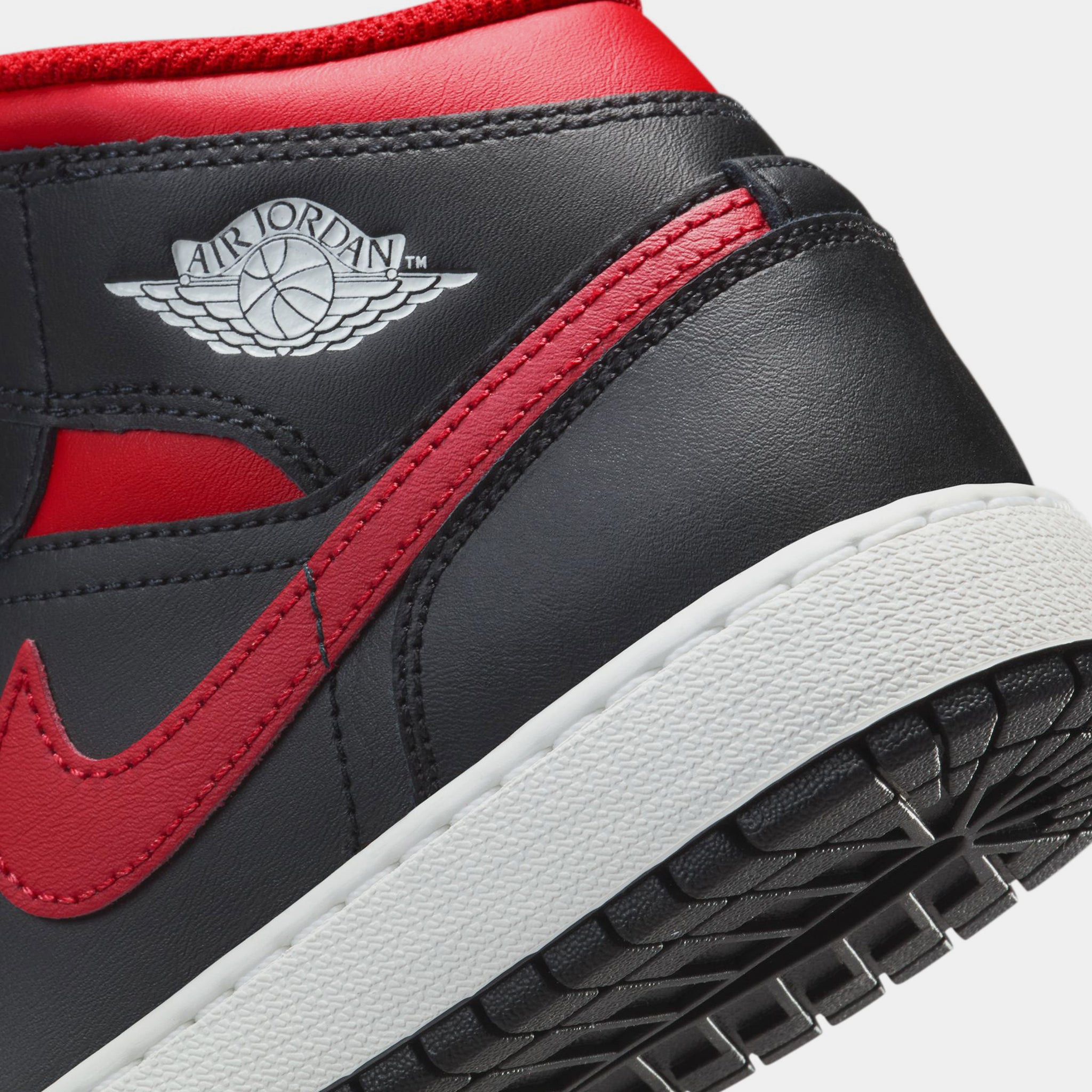 Nike Air Jordan New School Shoes Mens Size 12 Black Basketball Comfort School Air Jordan 1 Low Older Kids main image 2