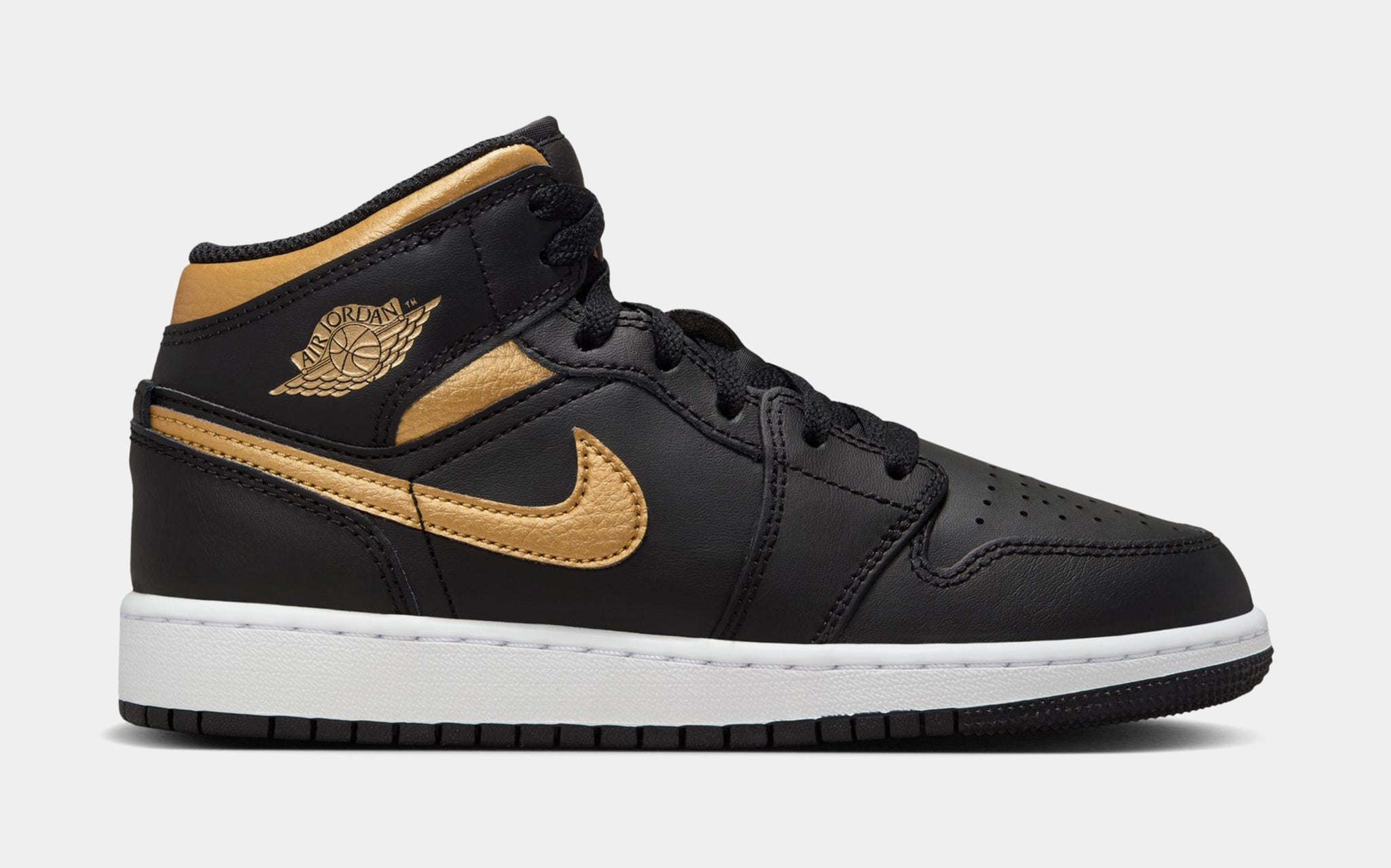 Jordan Air Jordan 1 Mid Grade School Lifestyle Shoes Black White 