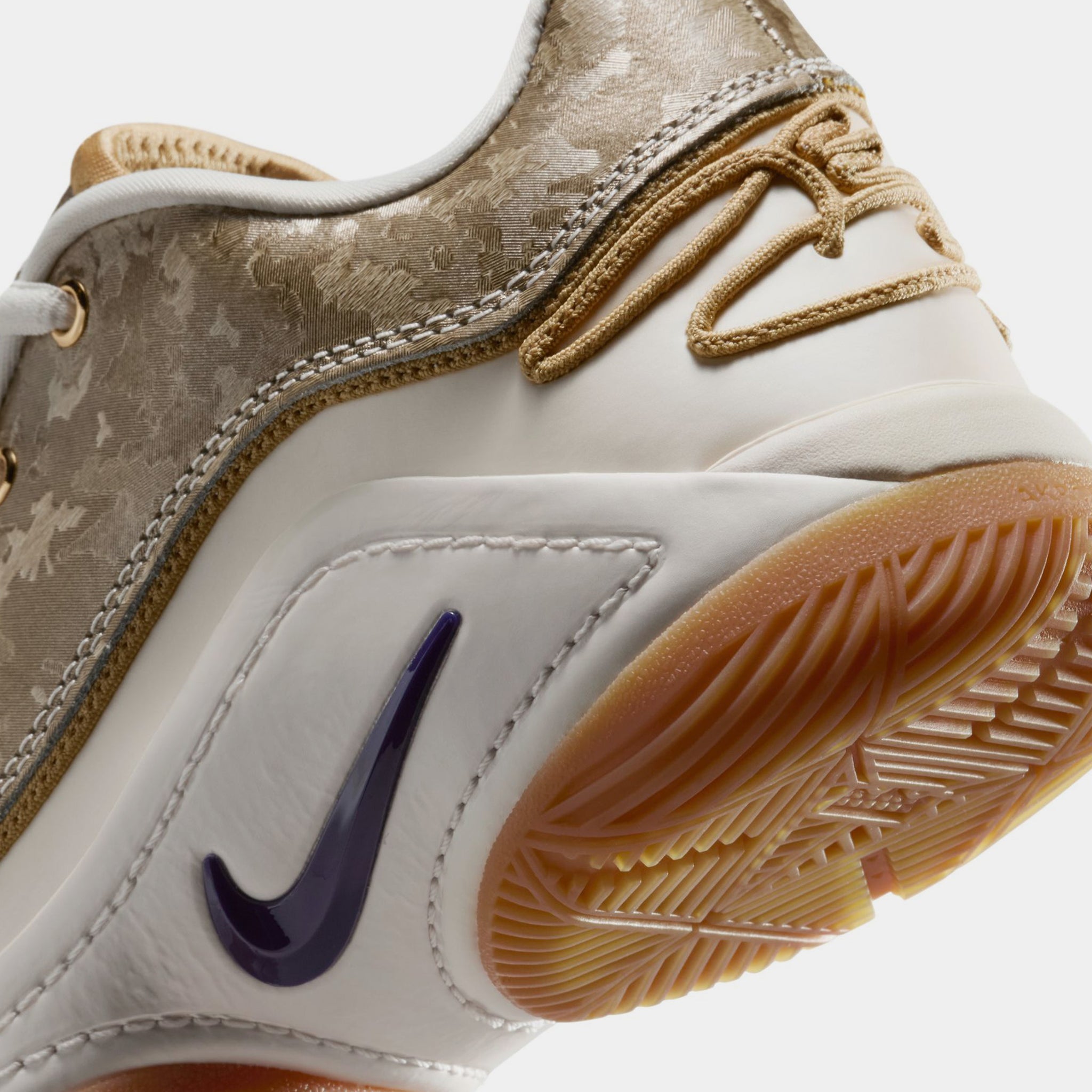 Nike Lebron 22 King of the Court Grade School Basketball Shoes