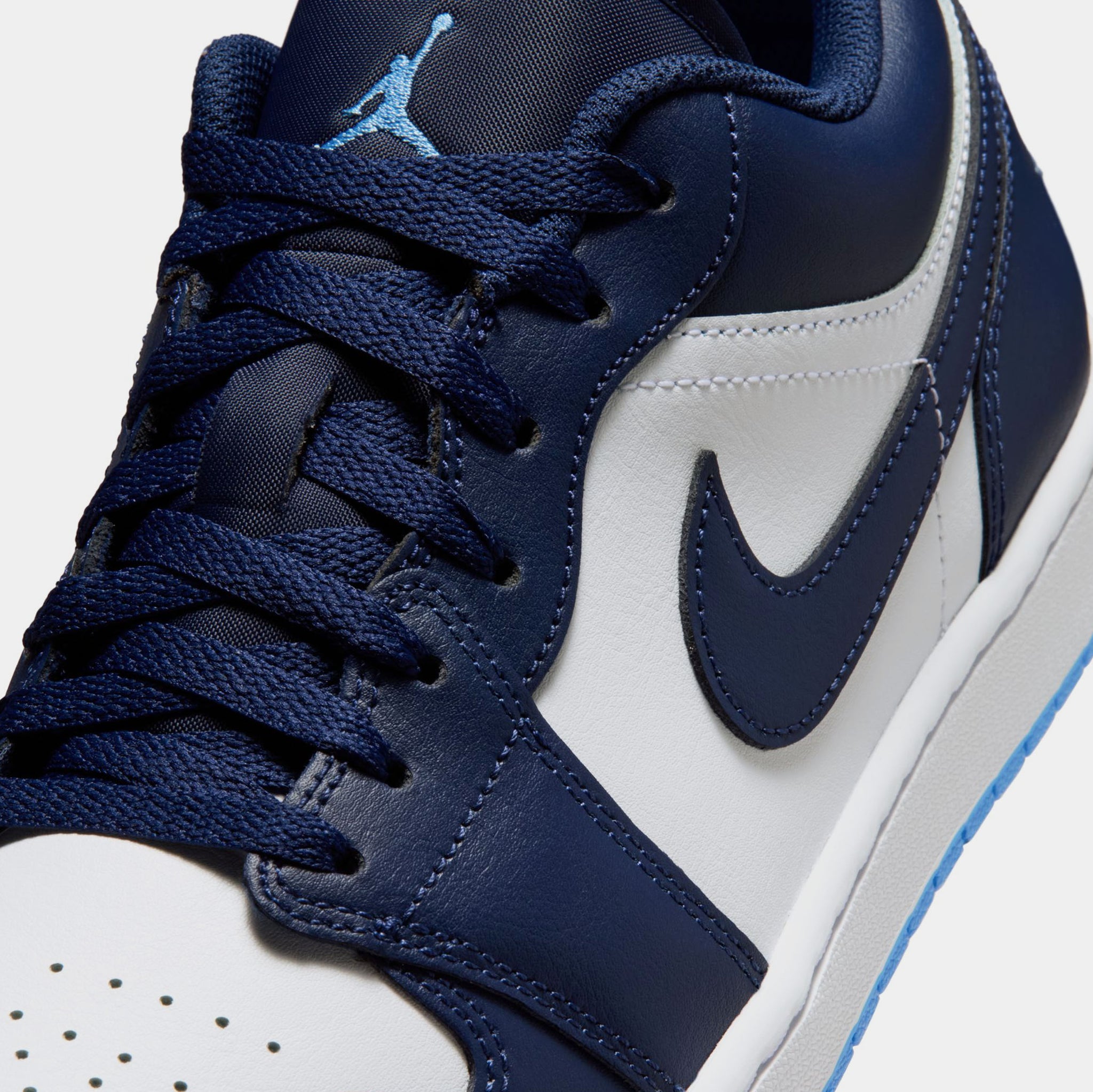 Jordan Air Jordan 1 Low Mens Lifestyle Shoes Midnight Navy White
