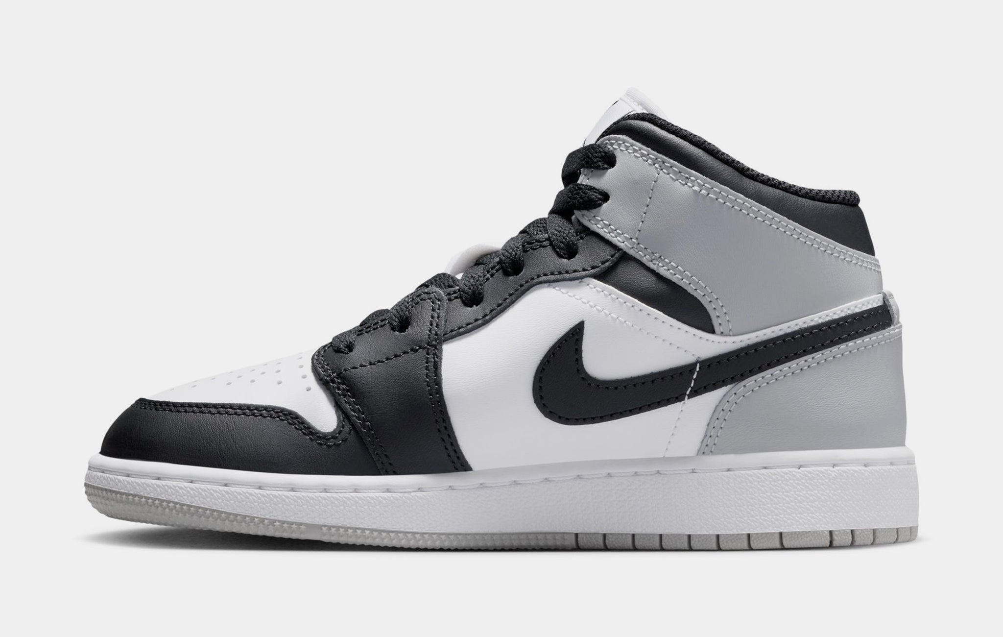 Jordan Air Jordan Mid Grade School Lifestyle Shoes White Black