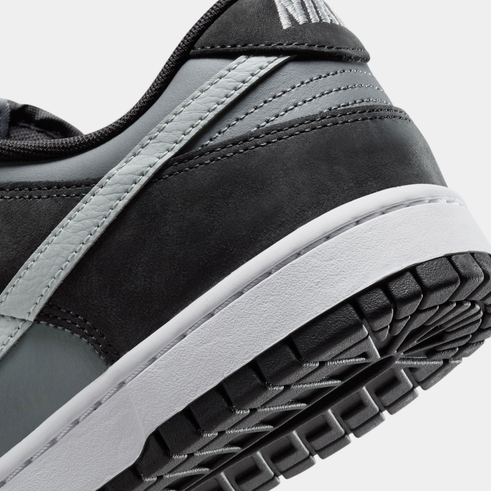 Nike Dunk Low Mens Lifestyle Shoes Black Light Smoke Grey Smoke 