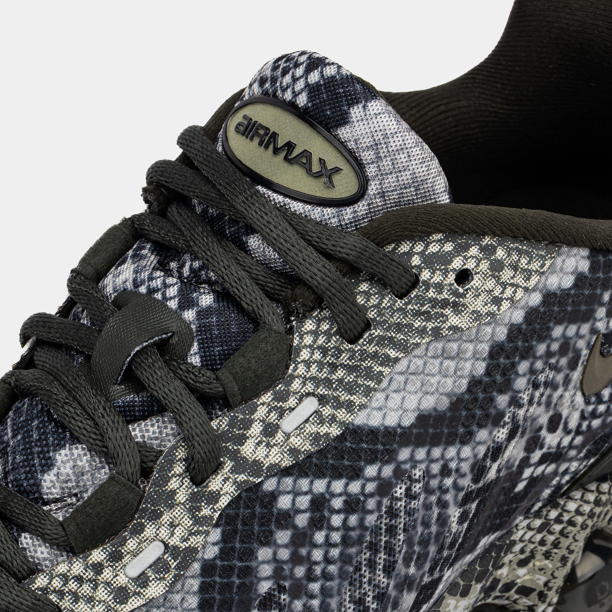 Nike Air Max Dn8 Mens Running Shoes Cargo Khaki Black HV8476 Nike Air Max Dn8 Mens Running Shoes Cargo Khaki Black HV8476