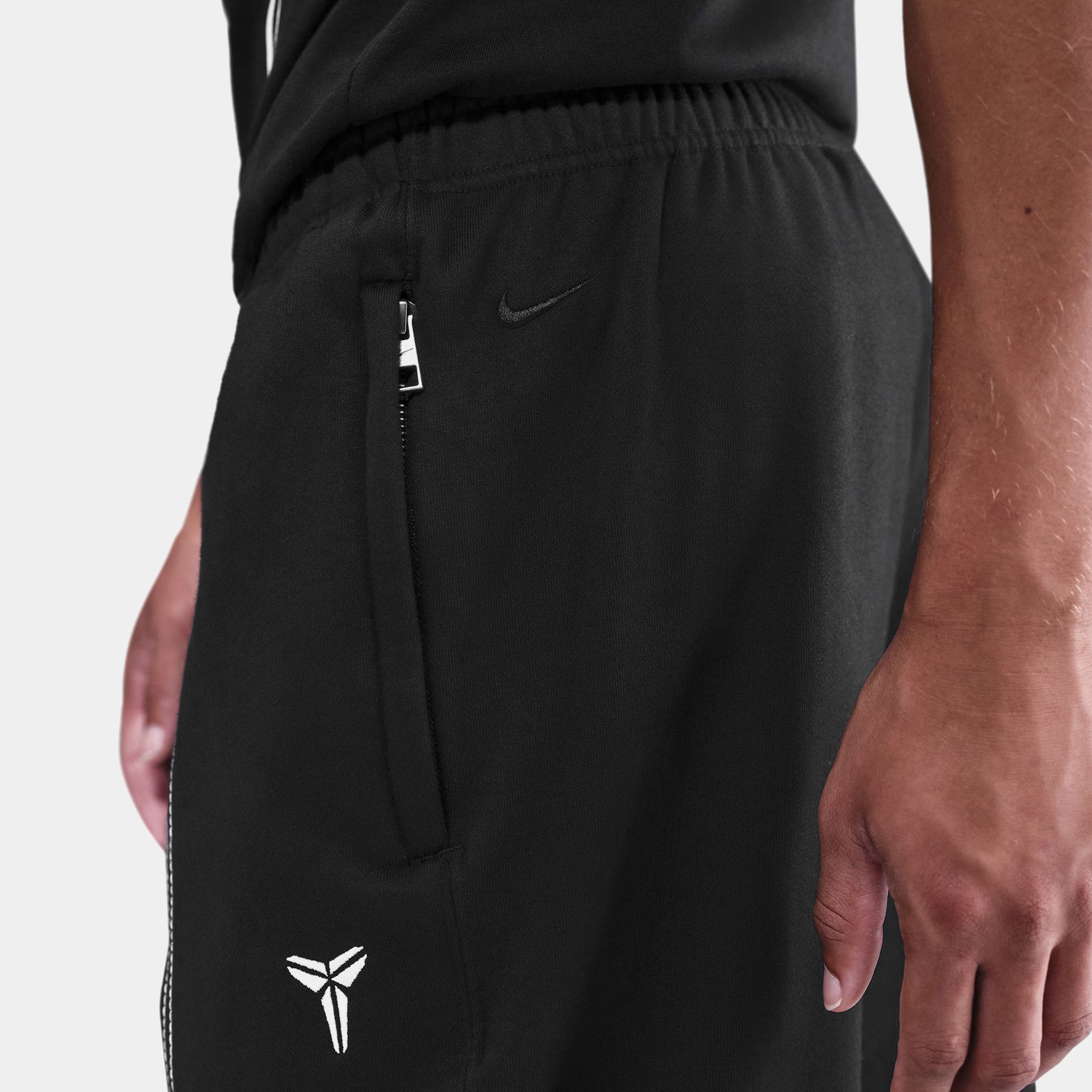 Nike Kobe Fleece Basketball Mens Pants Black White IB7091-010