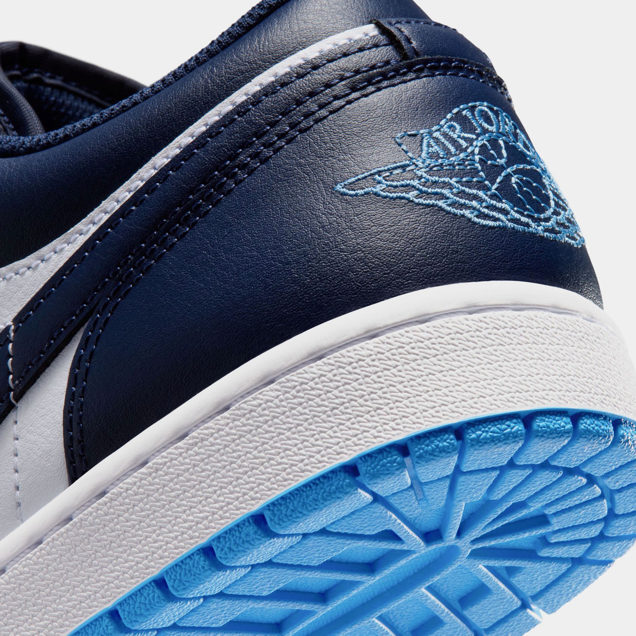 Jordan Air Jordan 1 Low Mens Lifestyle Shoes Midnight Navy White