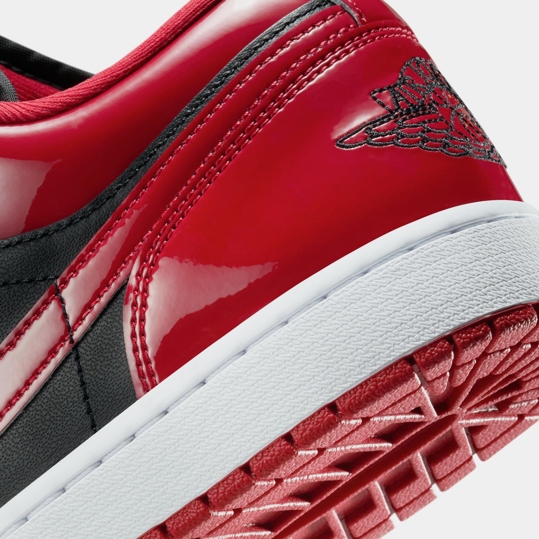 Jordan Air Jordan 1 Low Bred Patent Mens Lifestyle Shoes Black 