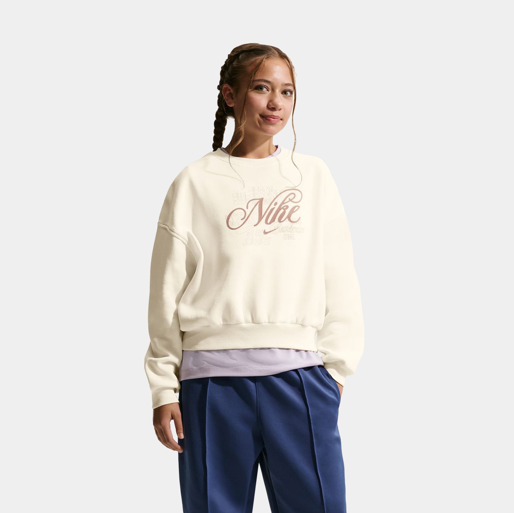 Nike NSW Club Fleece Boxy Grade School Crewneck Soft Pearl IF1727