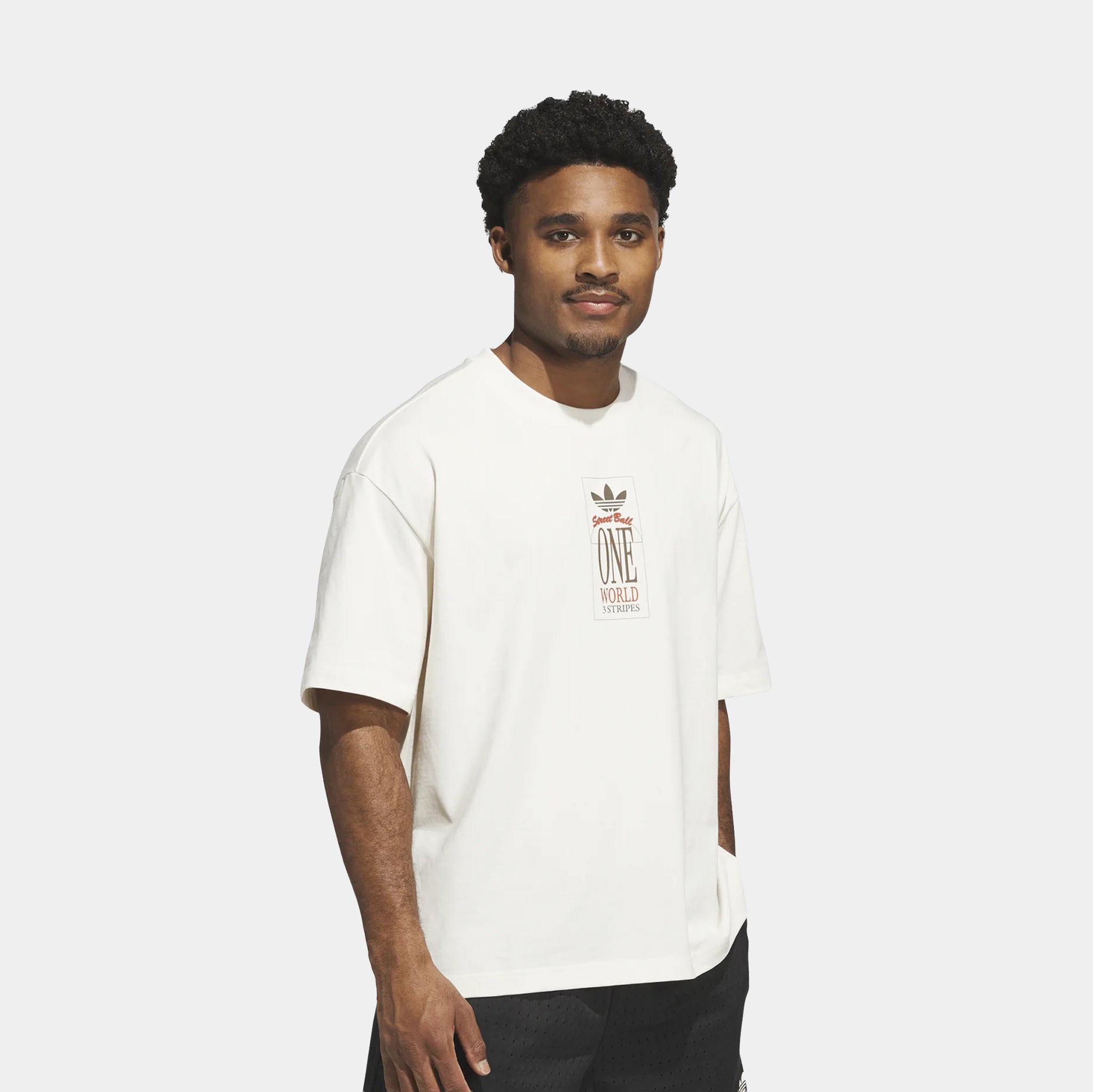 kvibaba Arena Tour t-shirt ホワイト　Sサイズ adidas Originals World Tour Graphic Mens Short Sleeve Shirt Cream