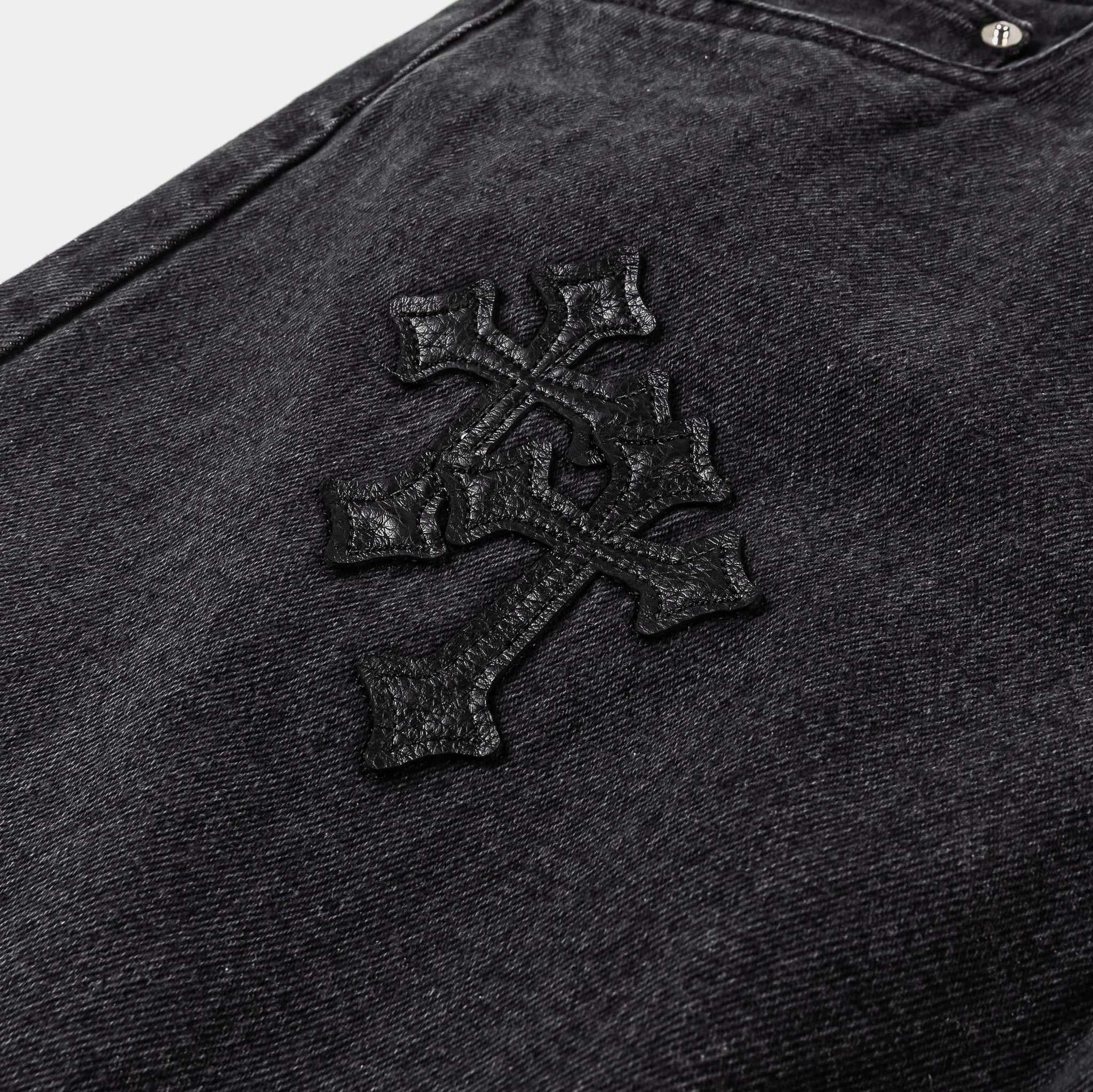 Maison Article Cross Patch Denim Mens Shorts Black MADS209 – Shoe