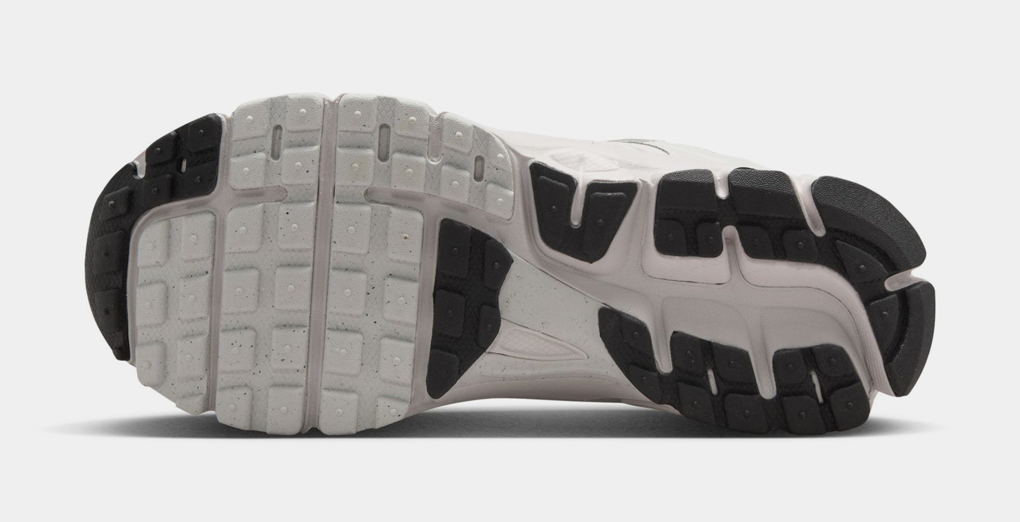 Nike Vomero 5 Grade School Running Shoes Pale Ivory Pale Ivory 