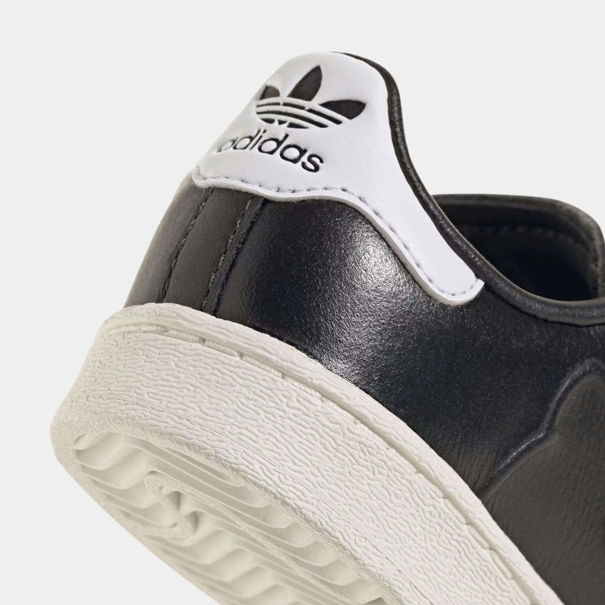 adidas Originals Girls Superstar x Hello Kitty