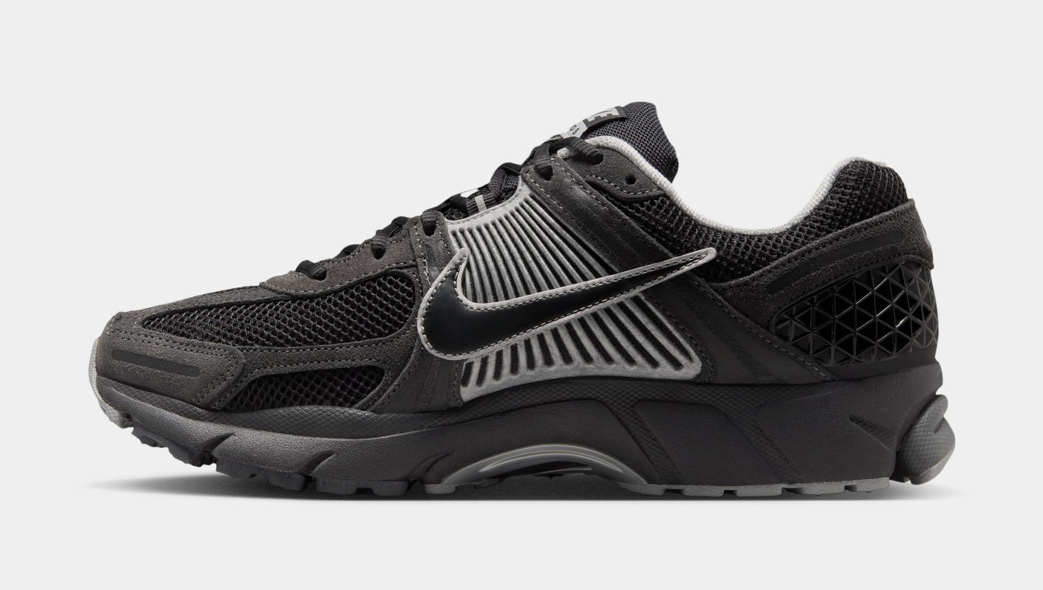 Nike Zoom Vomero 5 Mens Running Shoes Anthracite Black Chrome