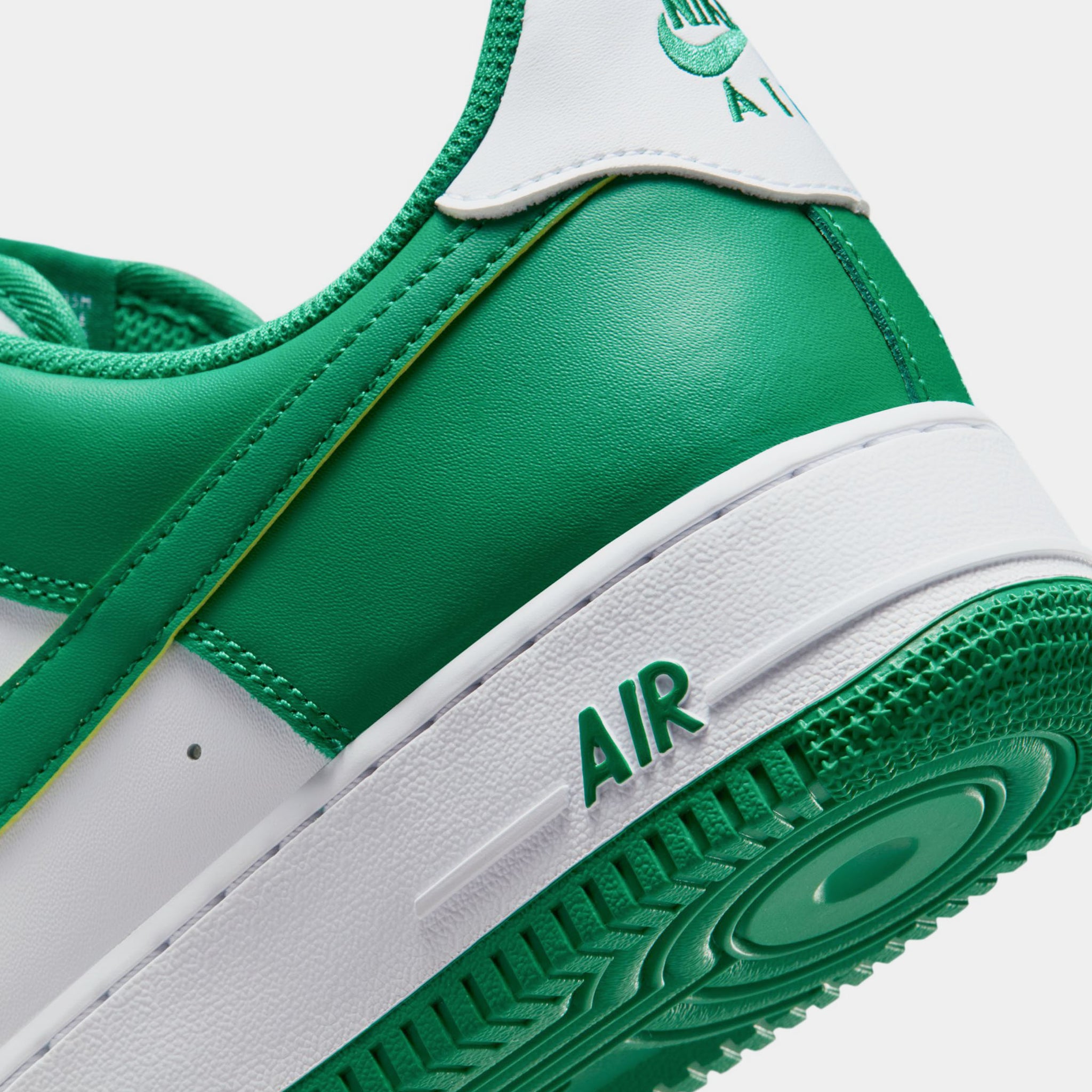 Nike Air Force 1 '07 Mens Lifestyle Shoes White Malachite White