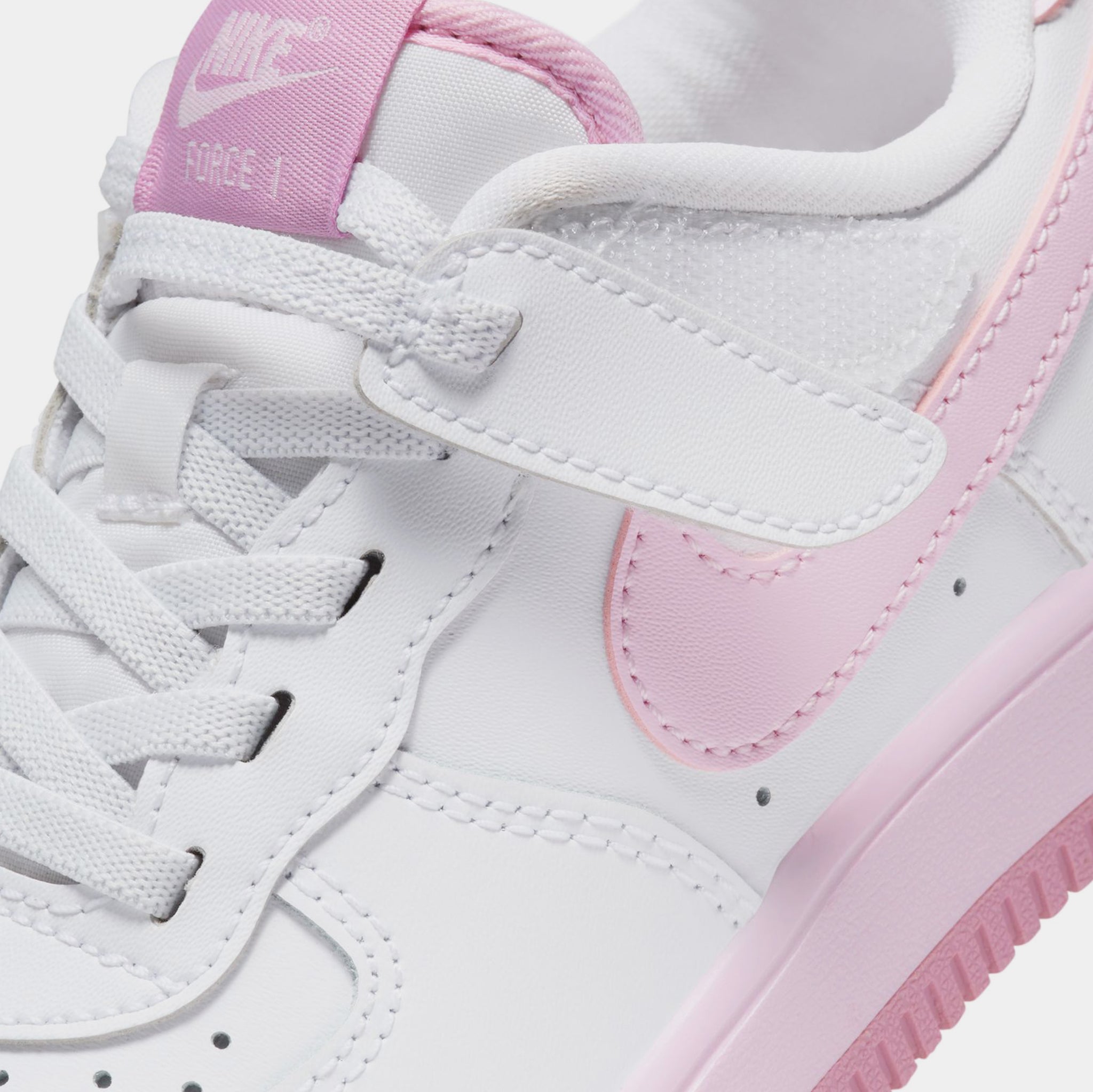 Nike Force 1 Low EasyOn Preschool Lifestyle Shoes White Pink