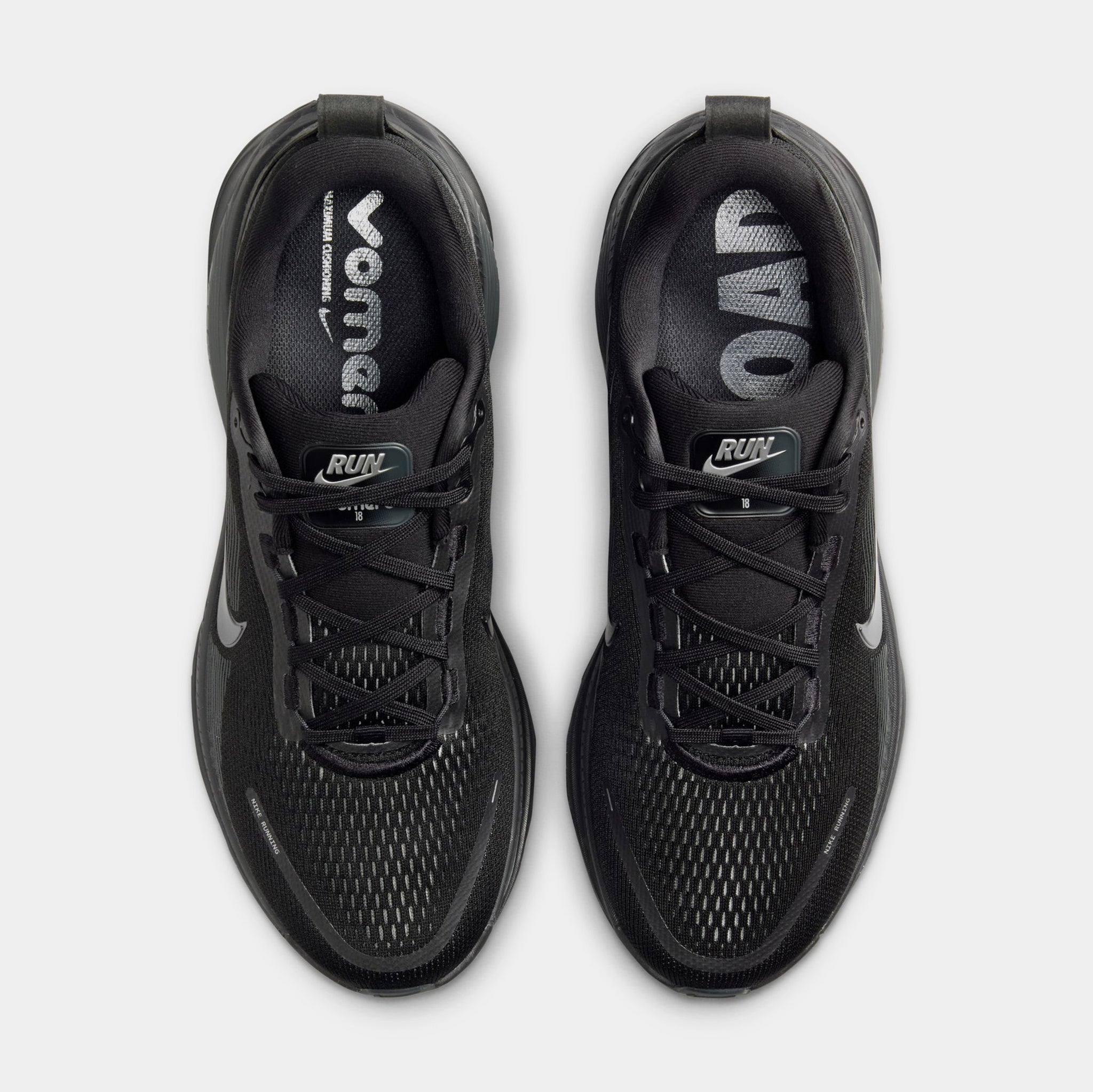 Nike Vomero 18 Mens Running Shoes Black Black Dark Smoke 