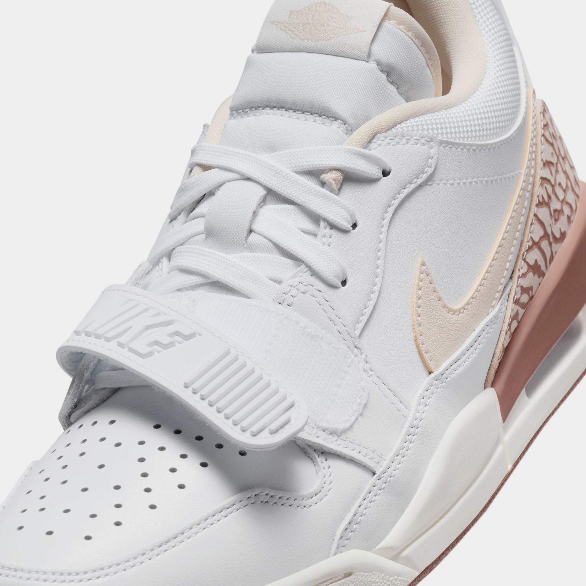 Jordan Air Jordan Legacy 312 Low Womens Basketball Shoes White