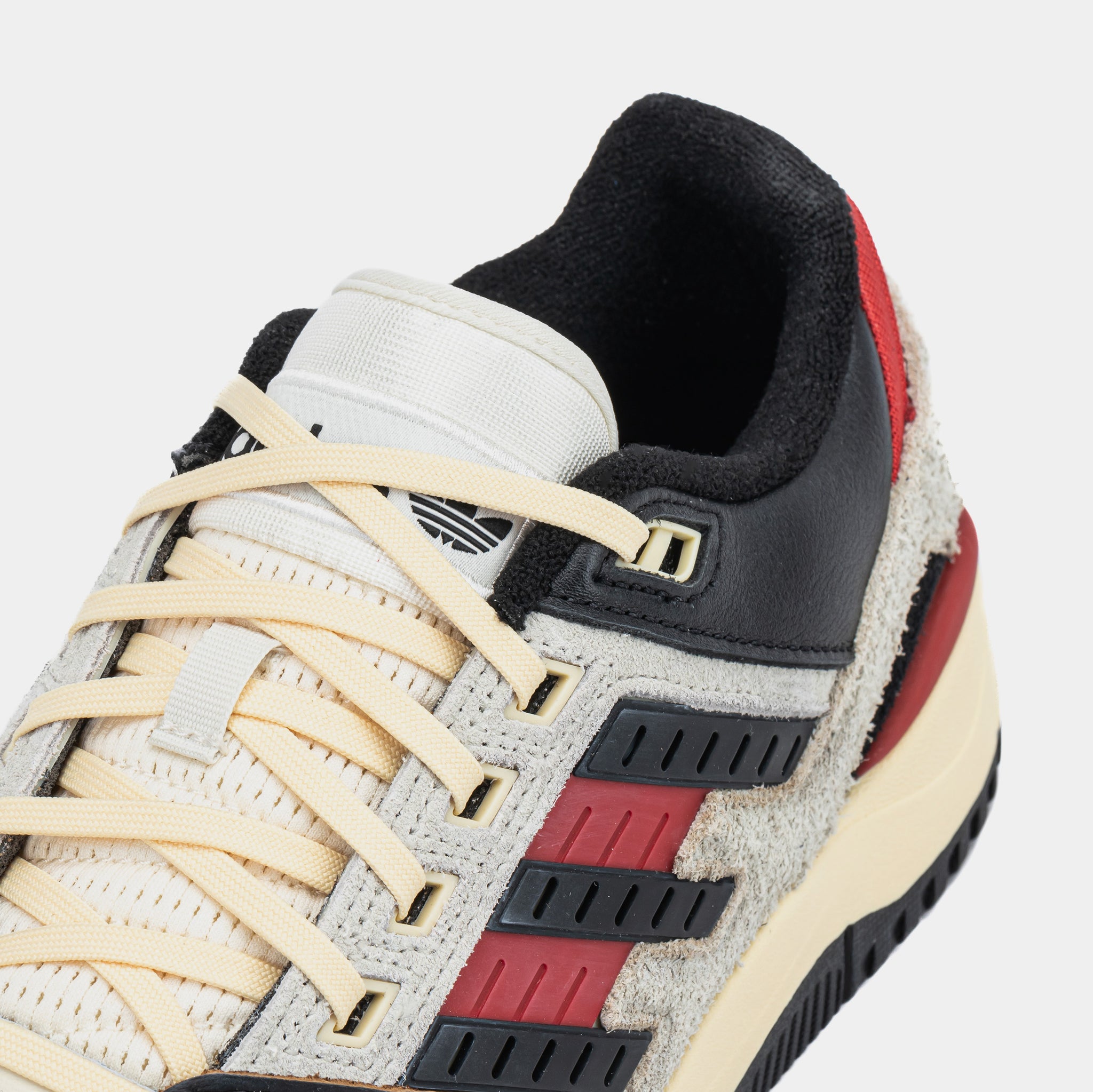 adidas Artillery 24 Cream White Core Black Putty Grey adidas Artillery 24 Cream White Core Black Putty Grey