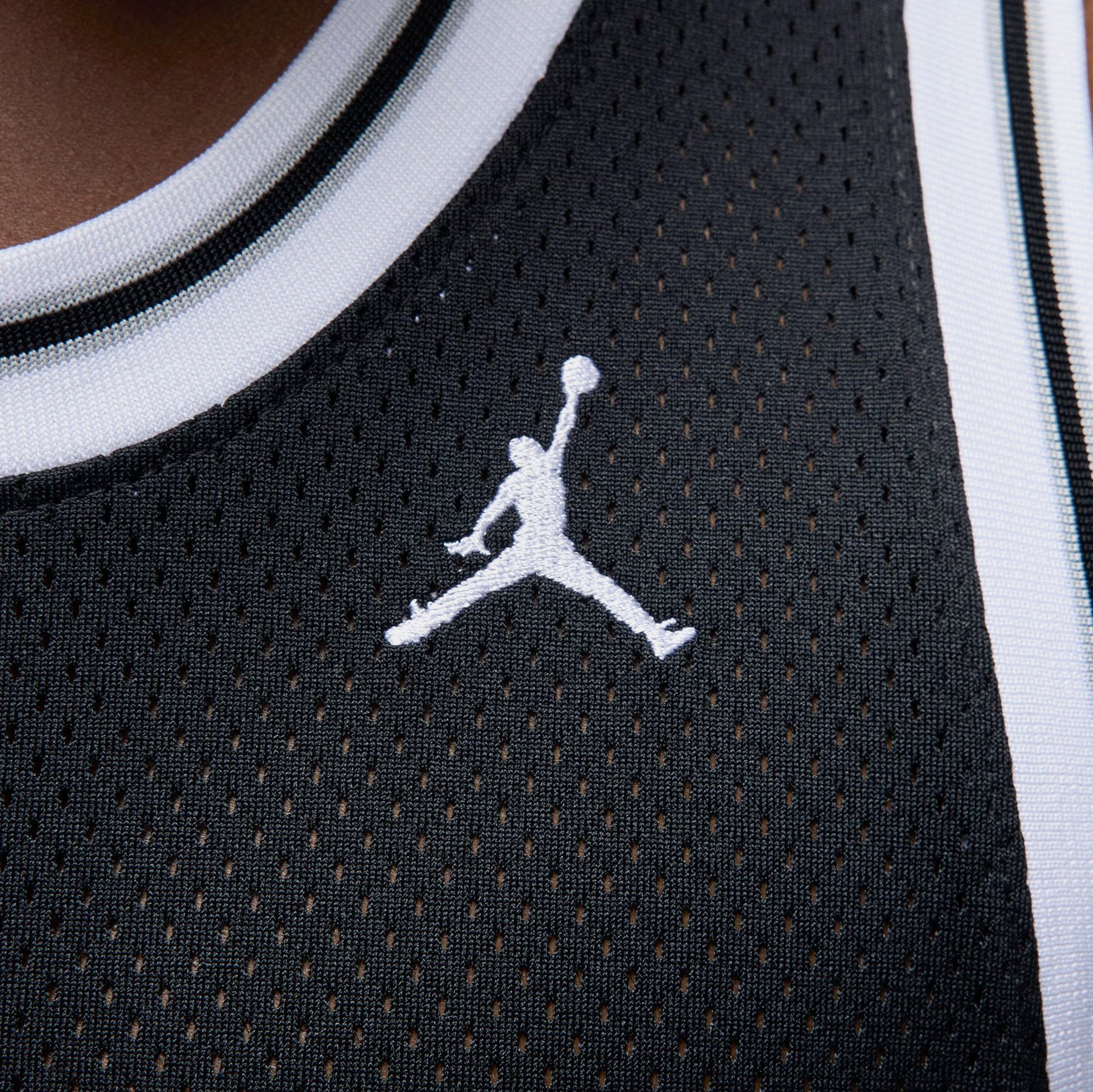 Jordan Summer Essentials Mens Jersey Black White HF9375-010 – Shoe