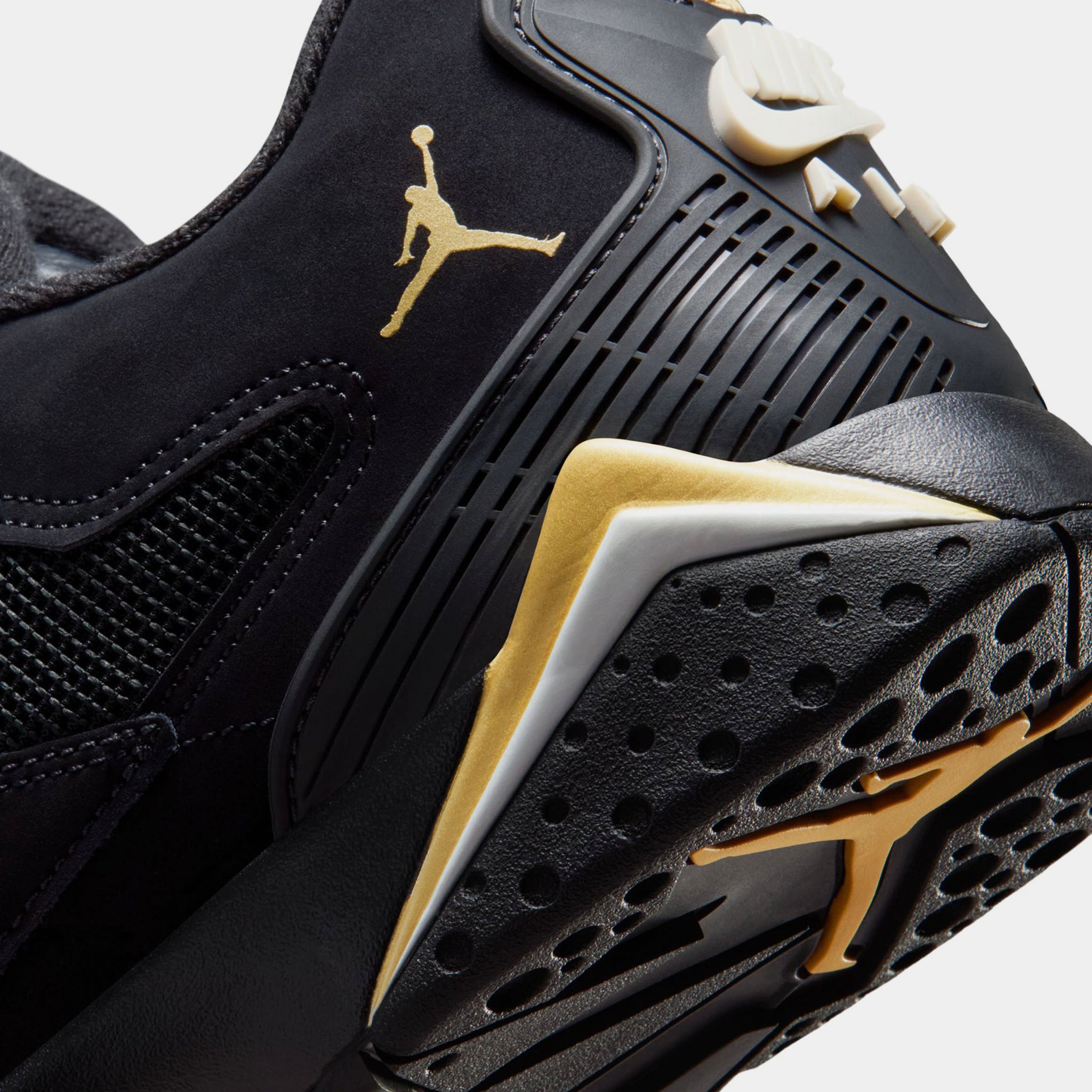 JORDAN MVP Nike Black and Gold Men\'s Sneakers Air Jordan MVP 92 - Men main image 4