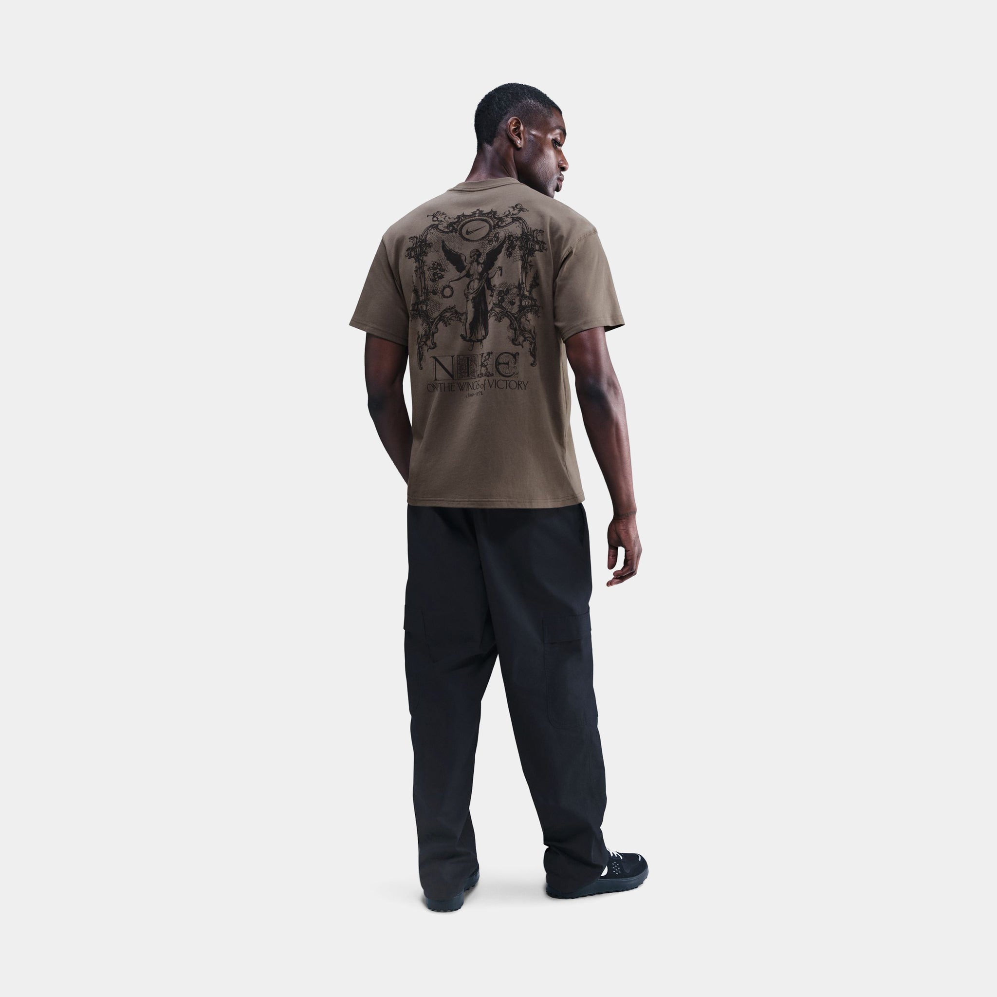 Nike NSW Max 90 On The Wings Of Victory Mens Short Sleeve Shirt