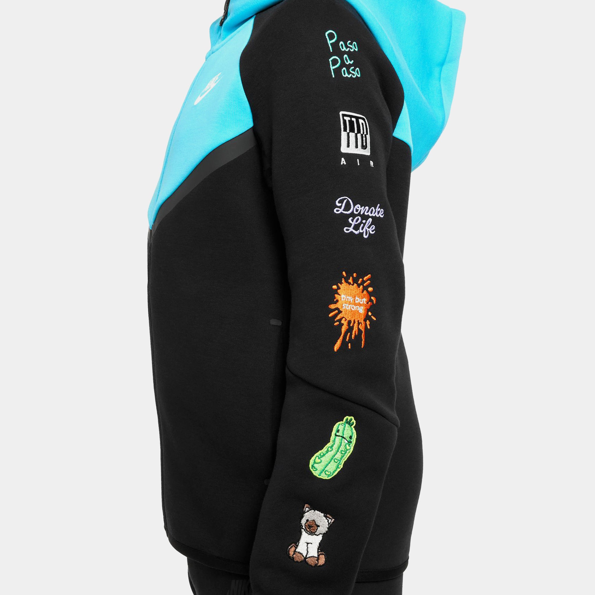 nike tech fleece hoodie black and blue