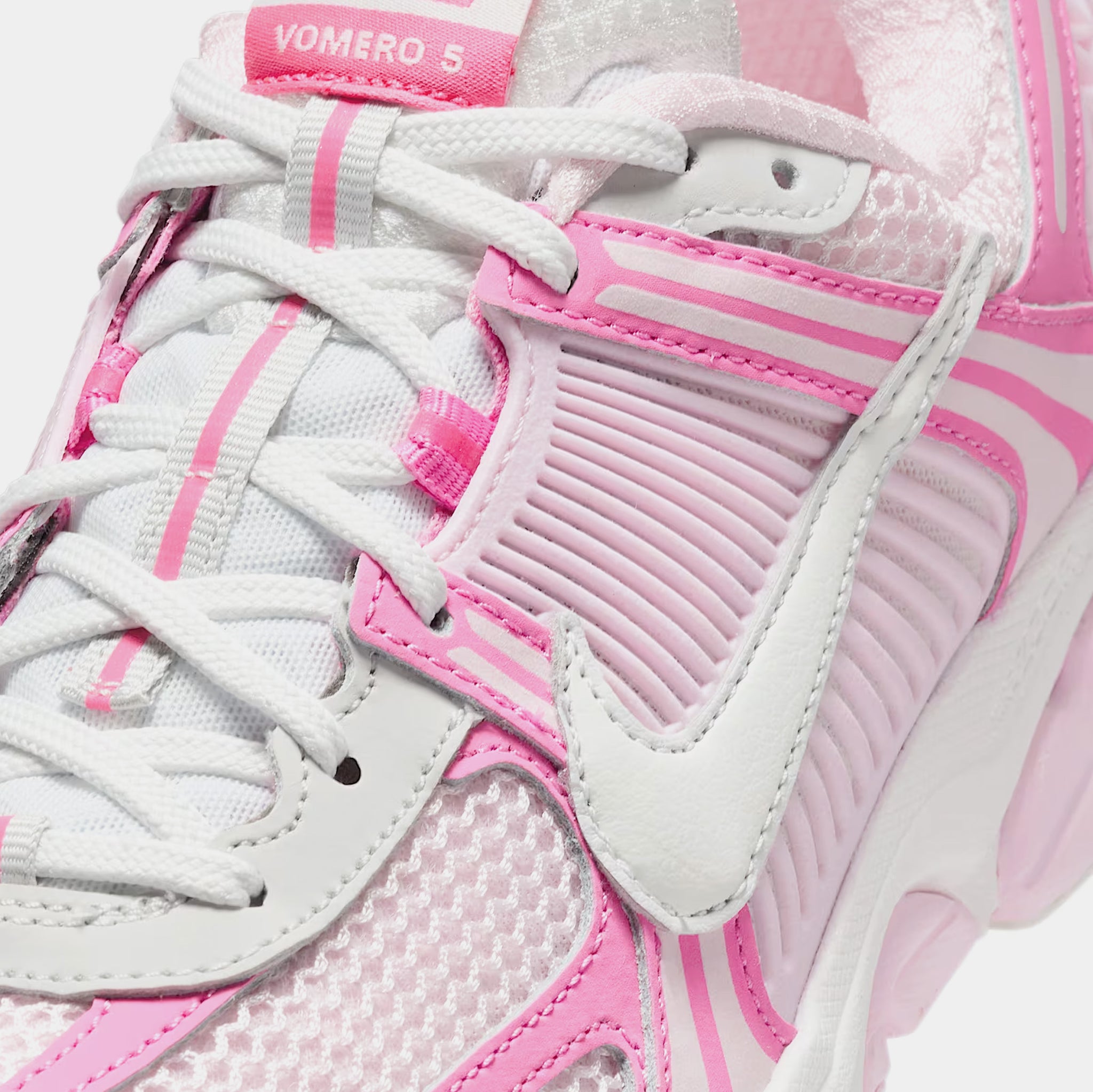 Nike Zoom Vomero 5 Womens Running Shoes Hyper Pink Pink Foam Playful ...