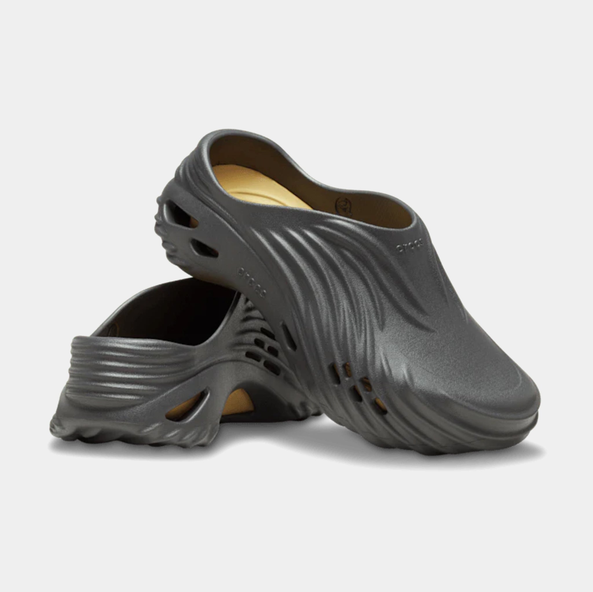 Crocs Echo Wave Mens Sandals Black 210521-0LD – Shoe Palace