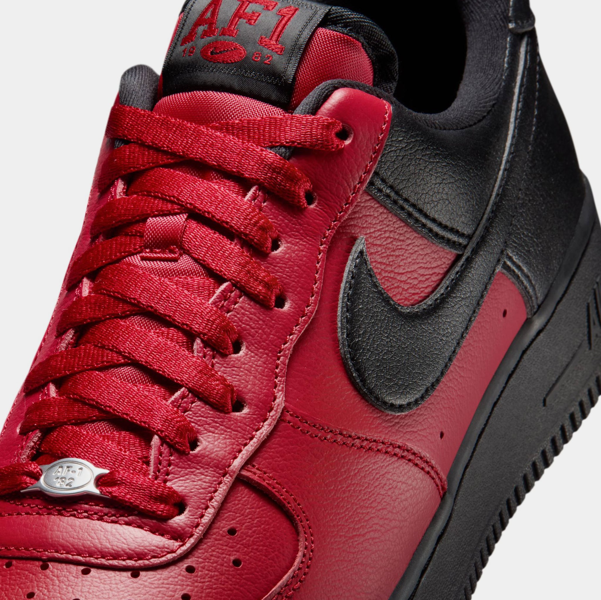 Nike Air Force 1 '07 LV8 Mens Lifestyle Shoes Gym Red Black Summit