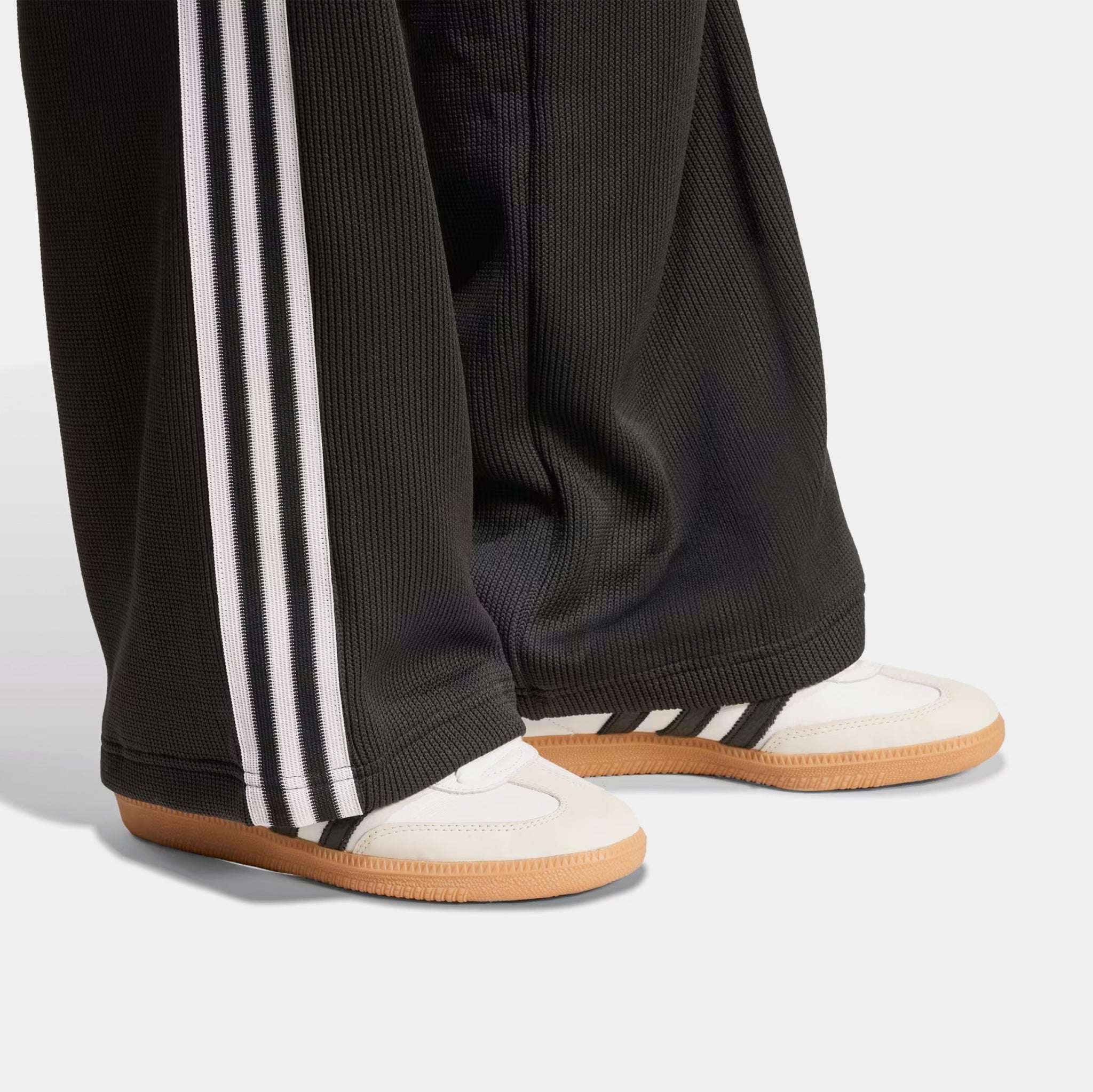 adidas Adicolor Firebird Track Womens Pants Black JV7525 – Shoe Palace