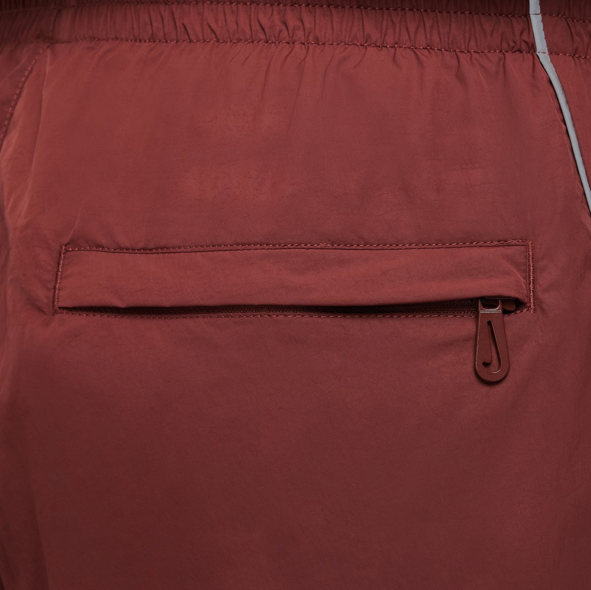 Nike NSW Solo Swoosh Woven Mens Track Pants Burgundy White FB8620