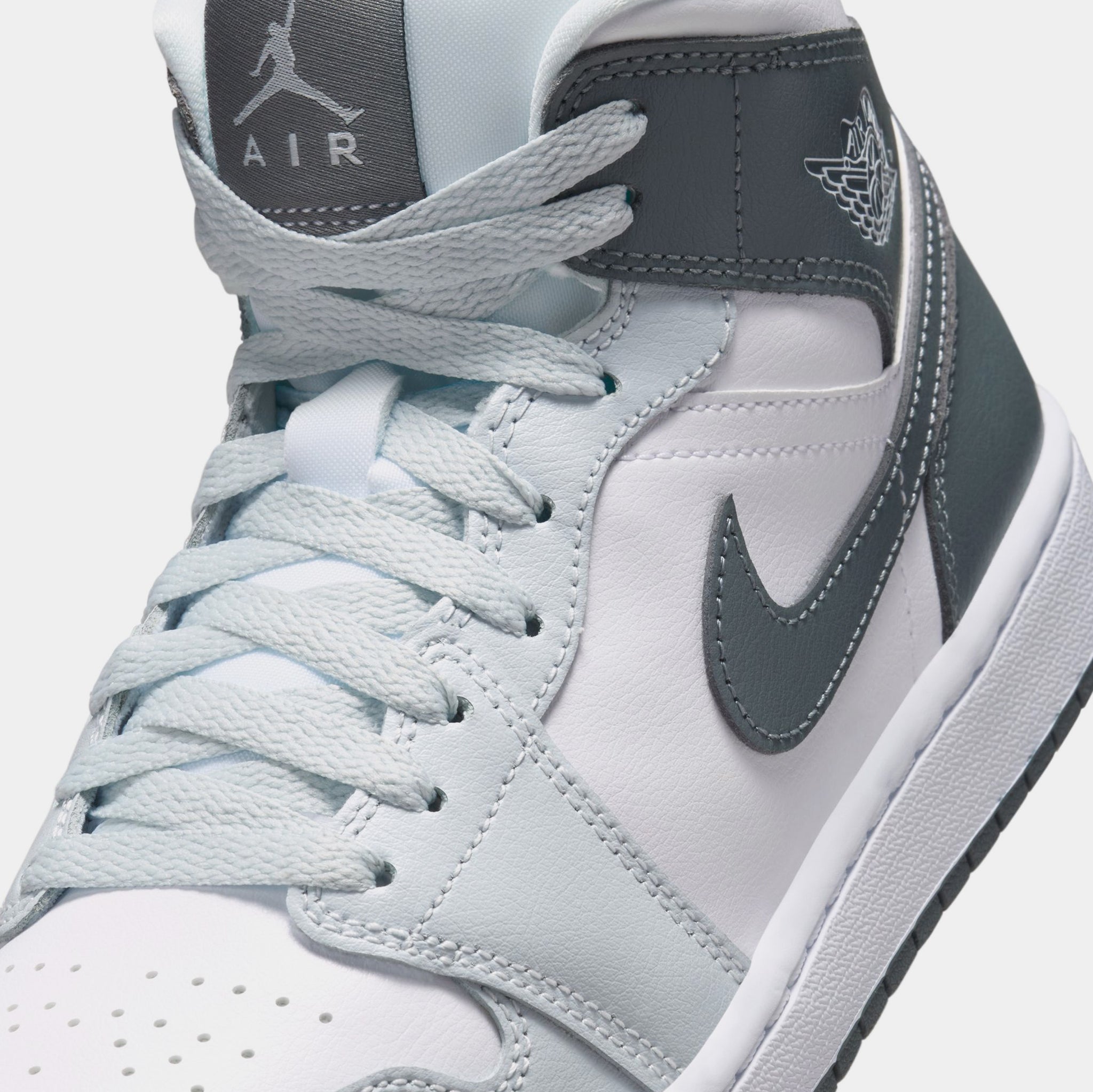 Nike Air Jordan スパイク ホワイト/グレー Jordan Air Jordan 1 Mid Womens Lifestyle Shoes White Smoke Grey