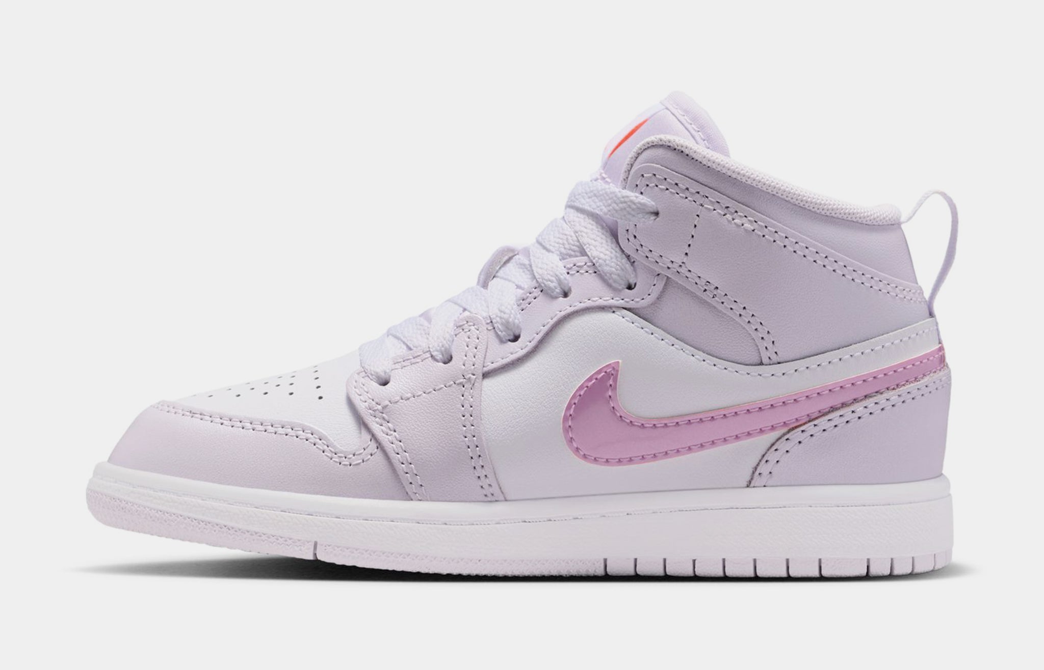 Jordan Air Jordan 1 Mid SE Preschool Lifestyle Shoes Barely  display picture 1