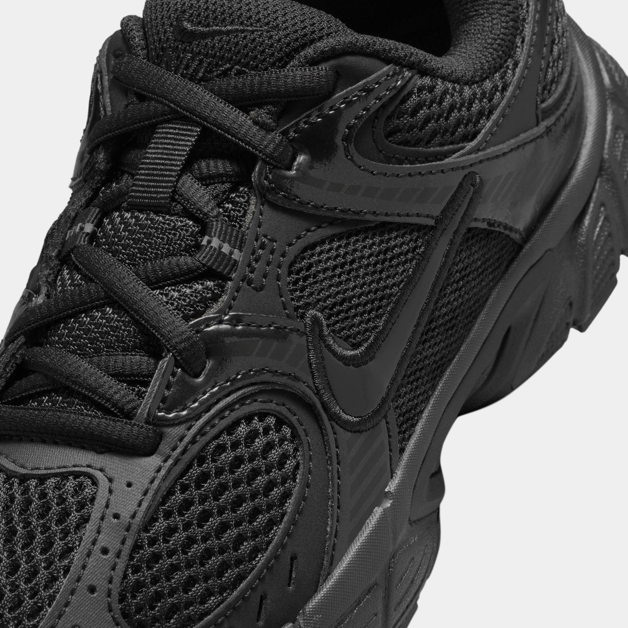 Nike V5 RNR Grade School Running Shoes Black Black Anthracite HQ6411 ...