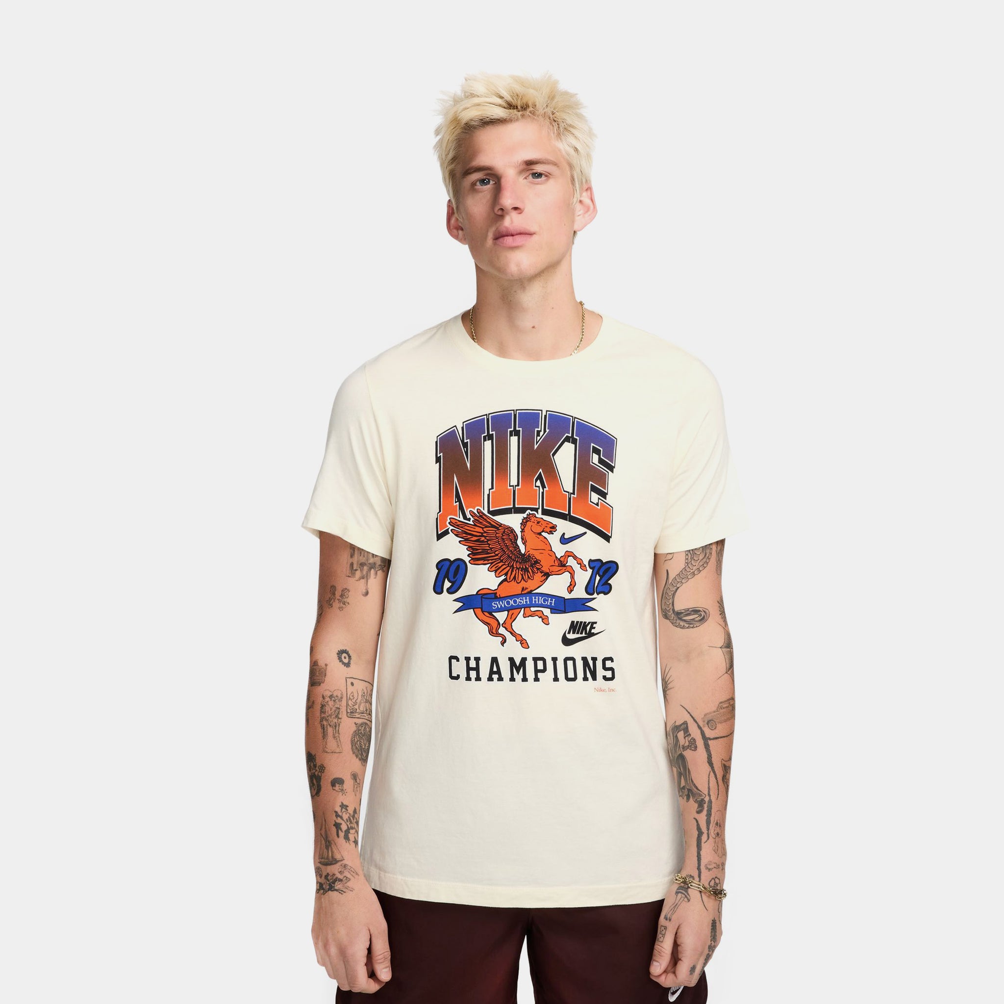 ナイキ メンズ Tシャツ 半袖 Nike Champ Hoops Short-Sleeve Tee - Rush Orange Nike NSW 1972 Champions Mens Short Sleeve Shirt Beige Orange