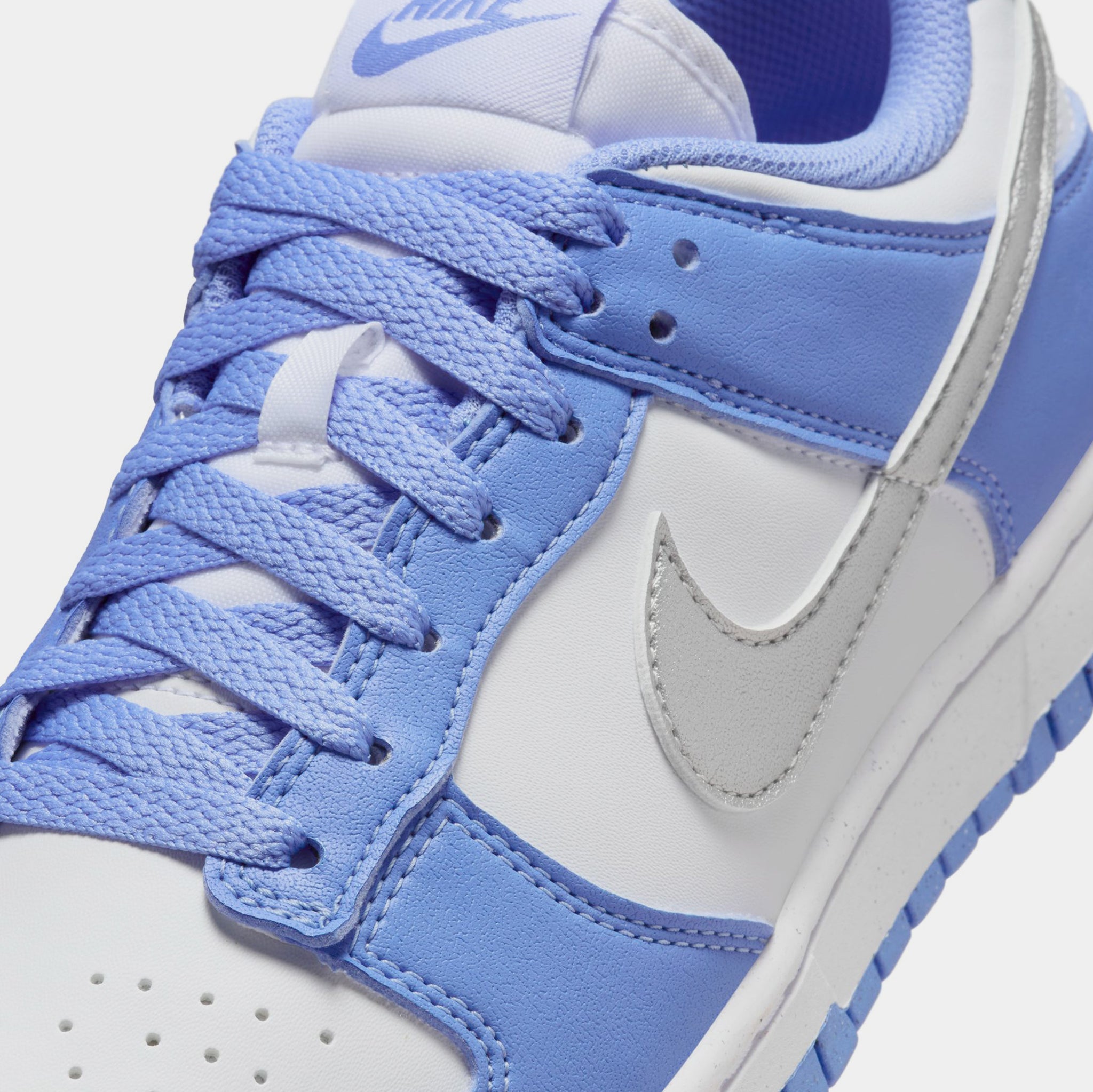 Nike Dunk Low Womens Basketball Shoes Royal Pulse White Metallic