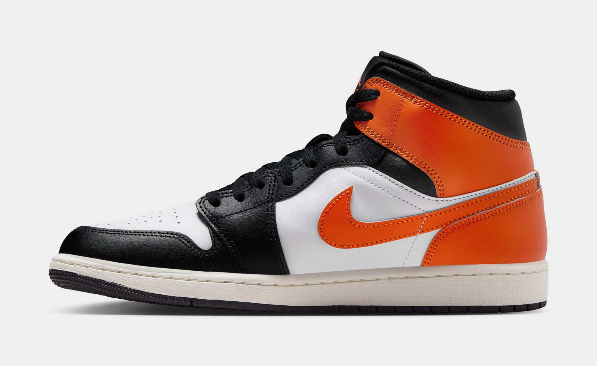 Nike OG High Air Jordan 1 “Starfish” Womens 9, Mens 7.5 Jordan Air Jordan 1 High OG - Black / Sail / Starfish – Kith  main image 4