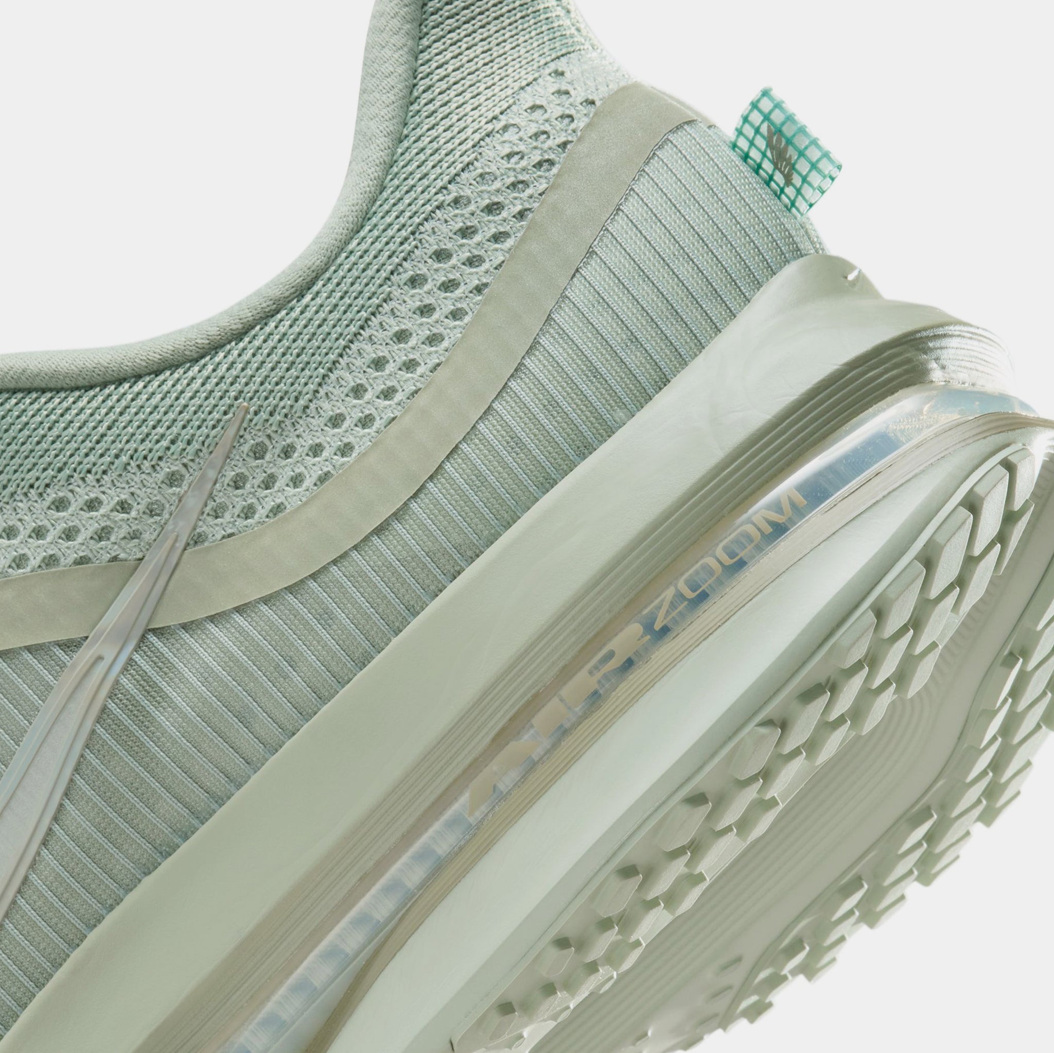 Nike Pegasus Premium Mens Running Shoes Jade Horizon Light  display picture 3