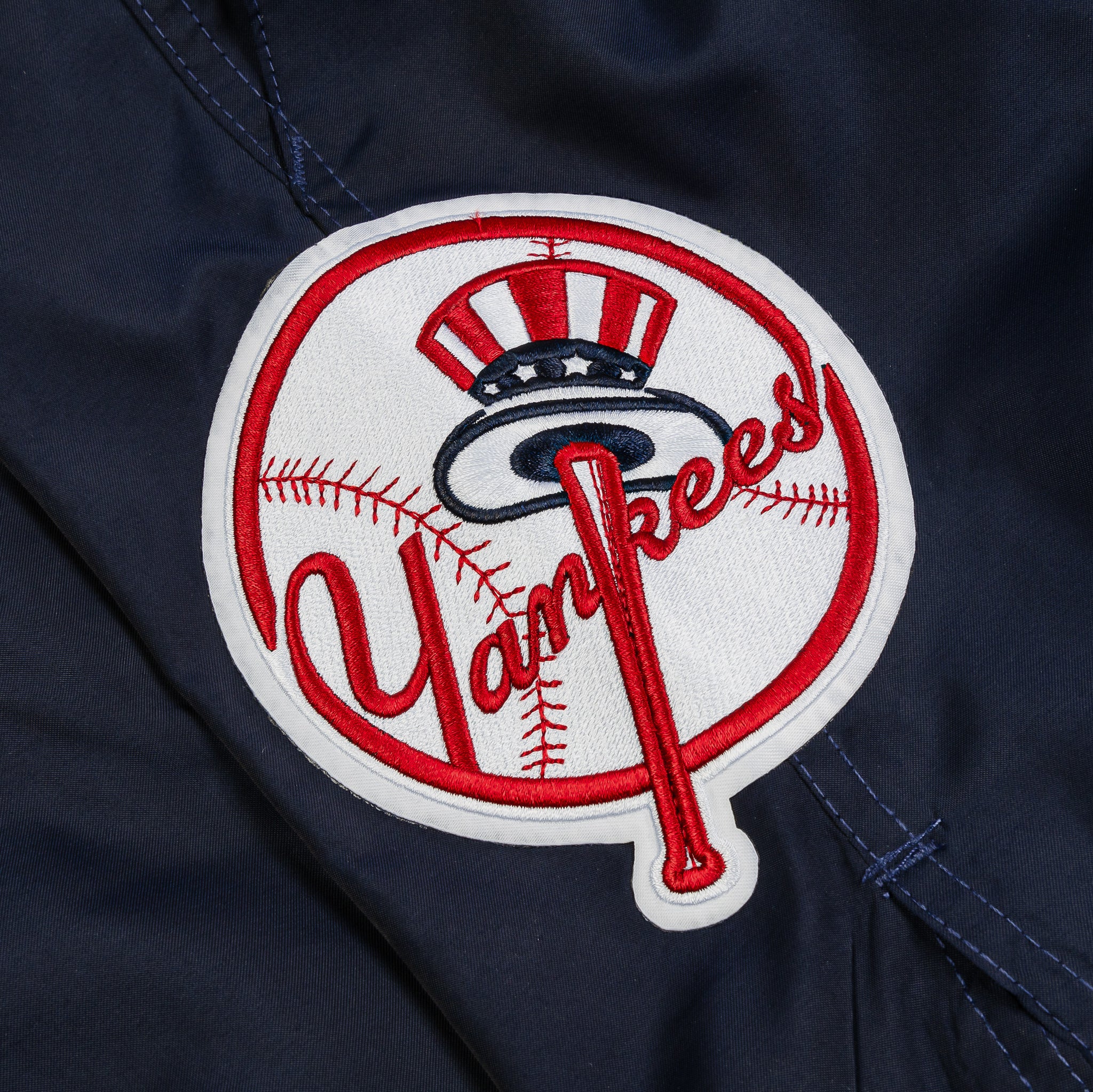 Pro Standard New York Yankees Classic Woven Mens Shorts Navy White