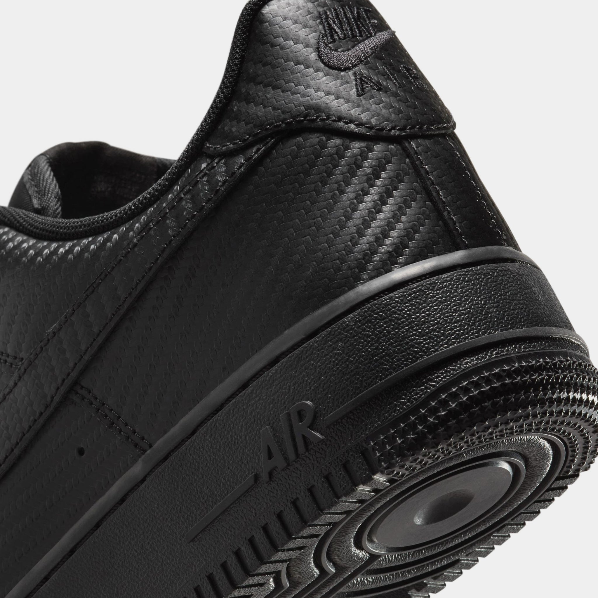 ぷぅ　ナイキ　エアフォース1ローブラック07 Nike Air Force 1 '07 Men's Shoes – Midway Sports